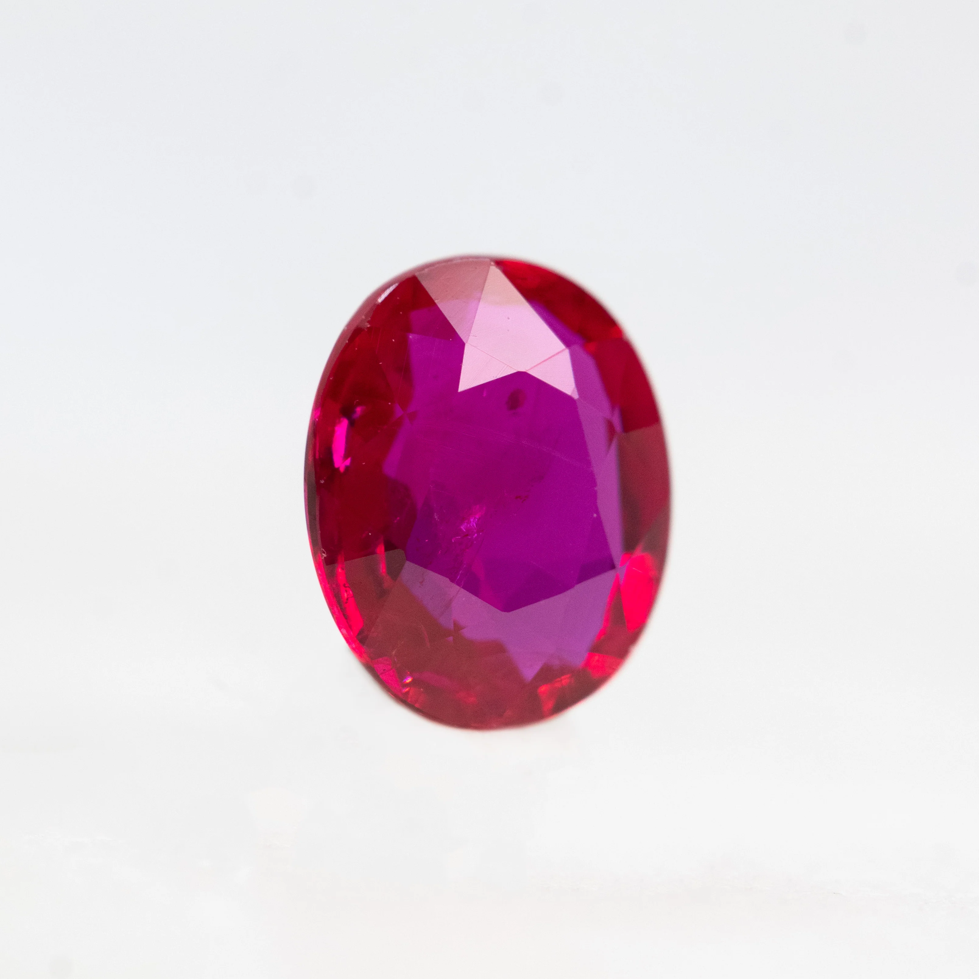 0.76 Carat Ruby Red Oval Sapphire for Custom Work - Inventory Code ROS076 - Image 4