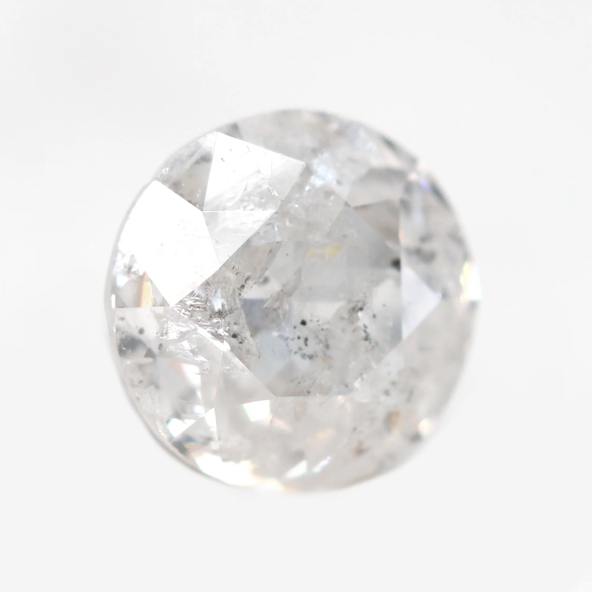0.98 Carat Round White Salt and Pepper Diamond for Custom Work - Inventory Code SCR098 - Image 4