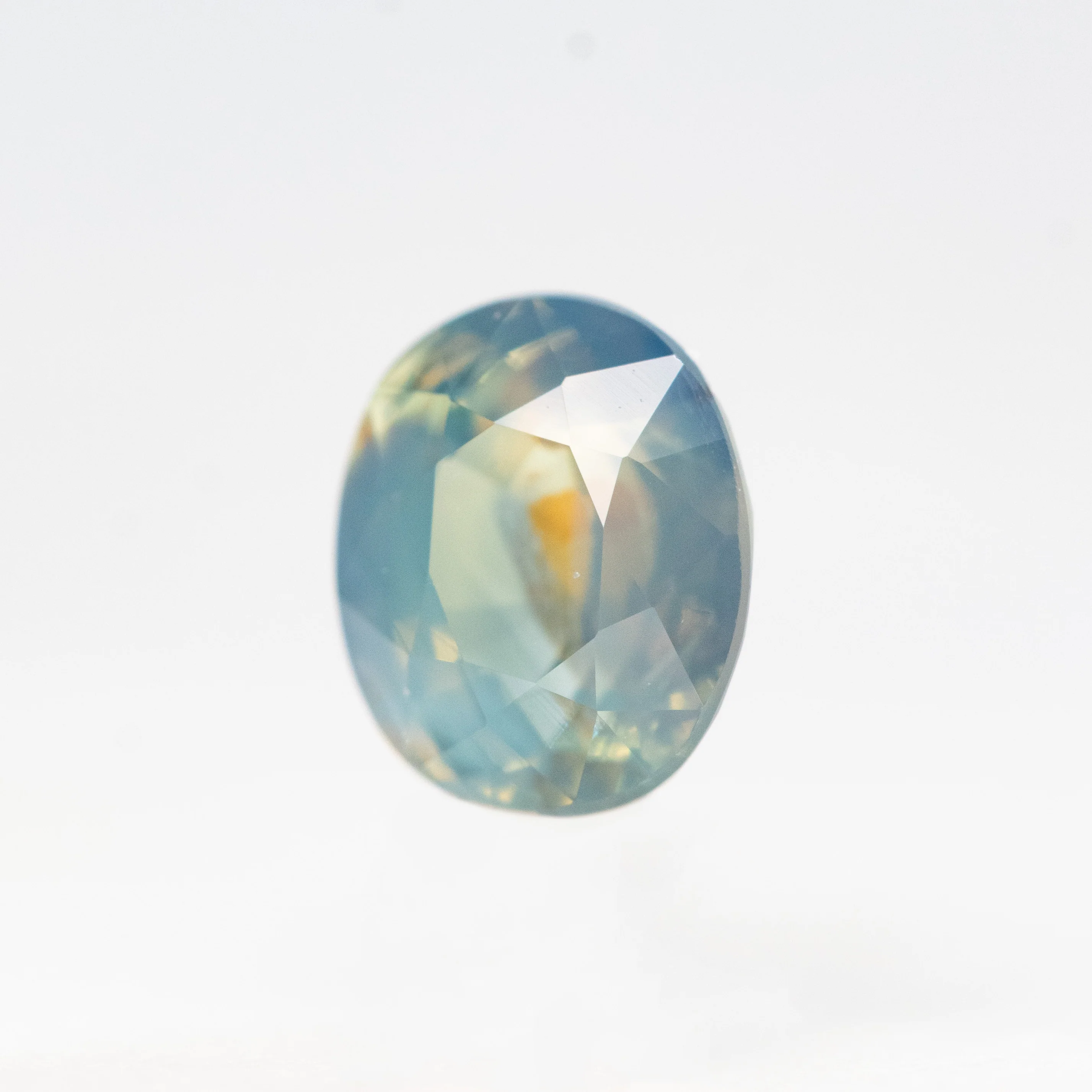 1.00 Carat Multicolor Oval Sapphire for Custom Work - Inventory Code MCOS099 - Image 3