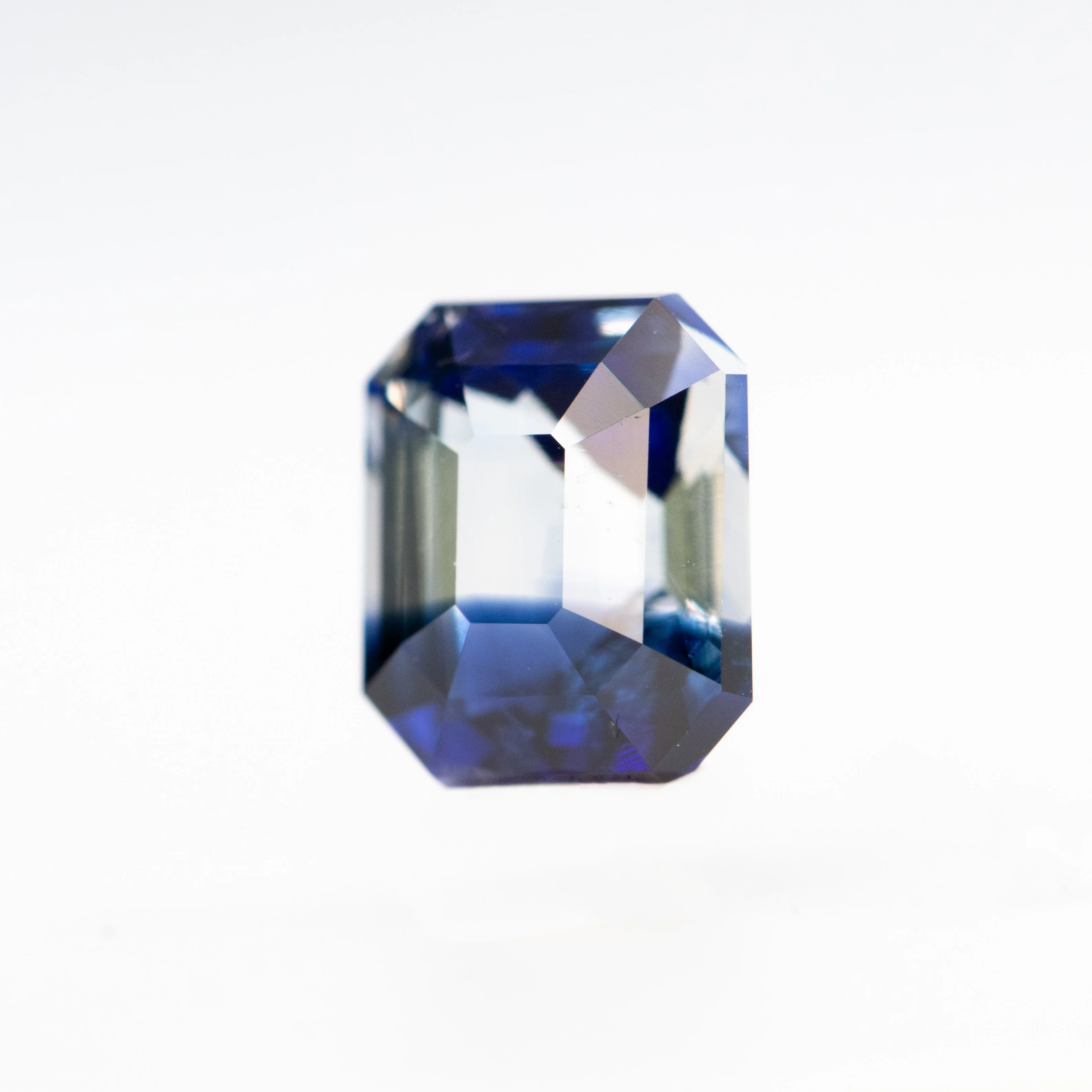 1.04 Carat Bicolor Clear Blue Emerald Cut Sapphire for Custom Work - Inventory Code CBES104 - Image 3