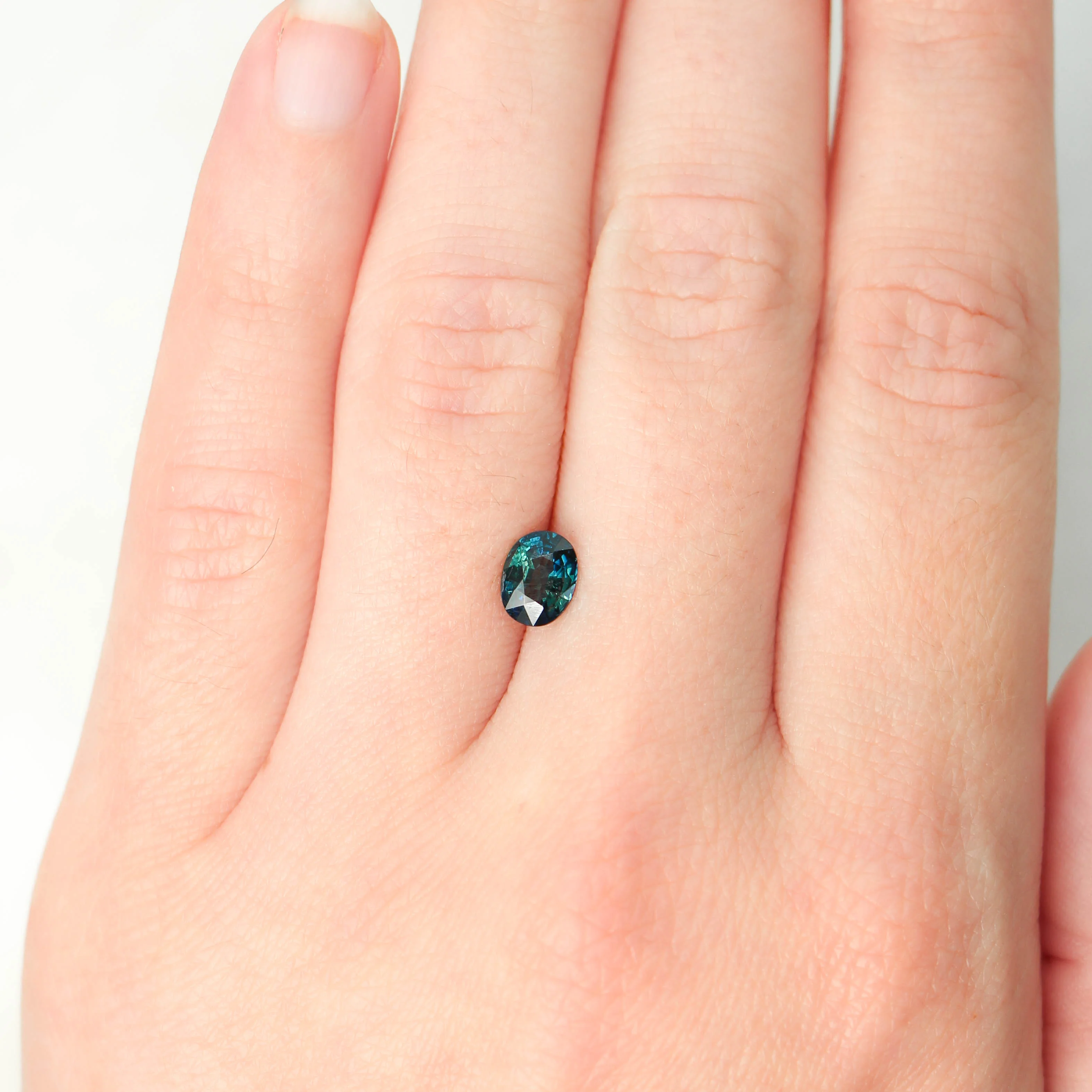 1.04 Carat Teal Oval Sapphire for Custom Work - Inventory Code TOS104 - Image 2