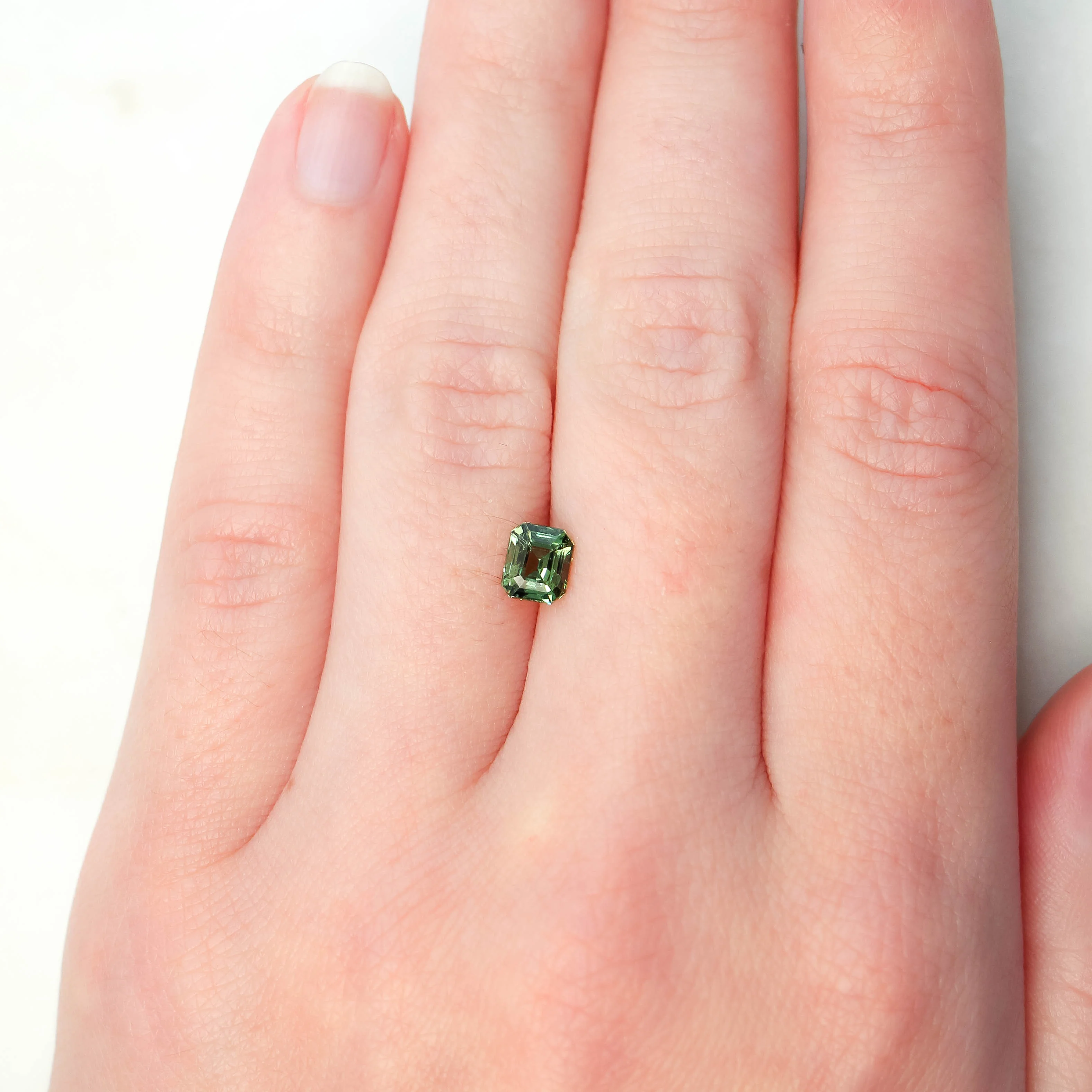 1.05 Carat Green Emerald Cut Sapphire for Custom Work - Inventory Code GECS105 - Image 2
