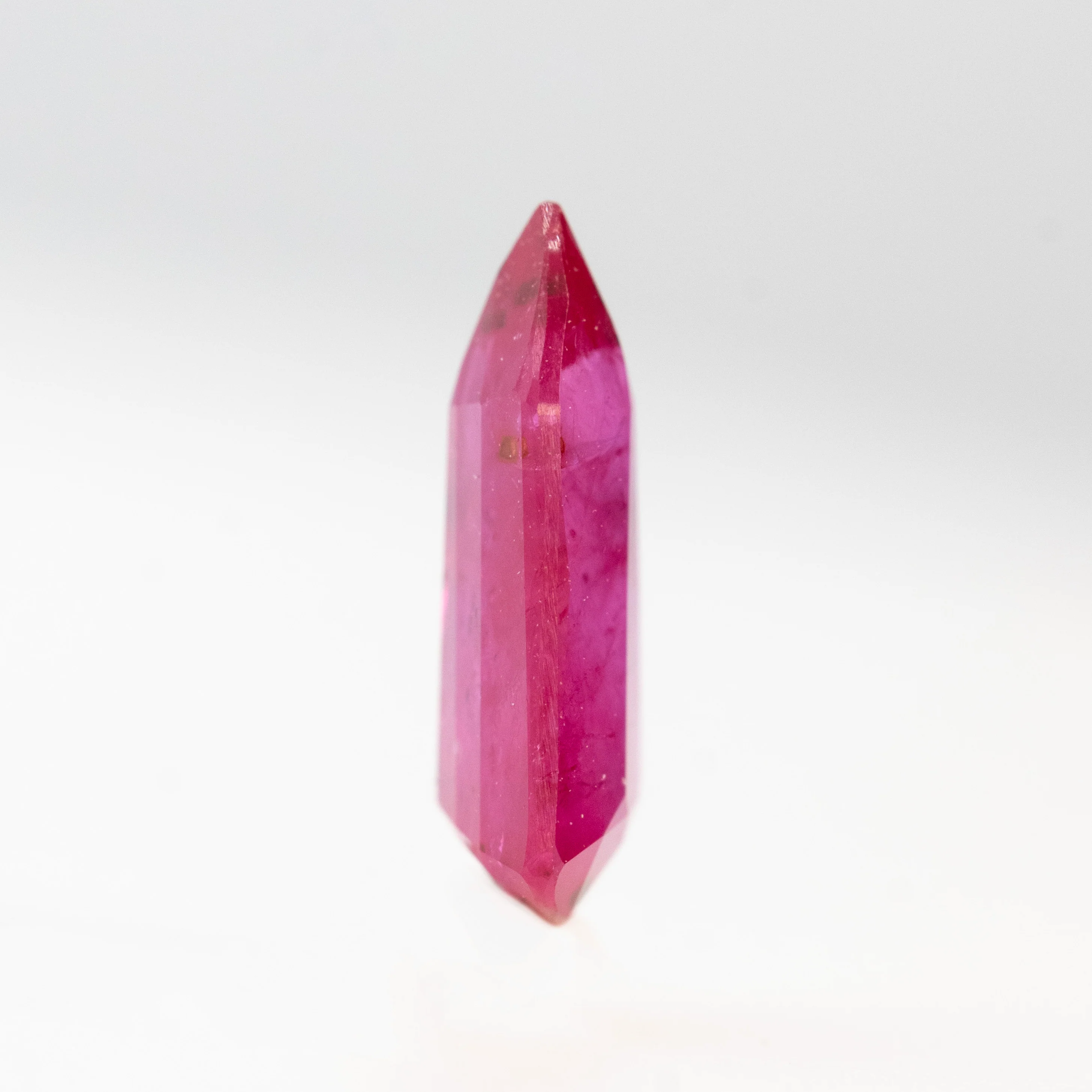 1.07 Carat Pink Shield Sapphire for Custom Work - Inventory Code PSS107 - Image 5