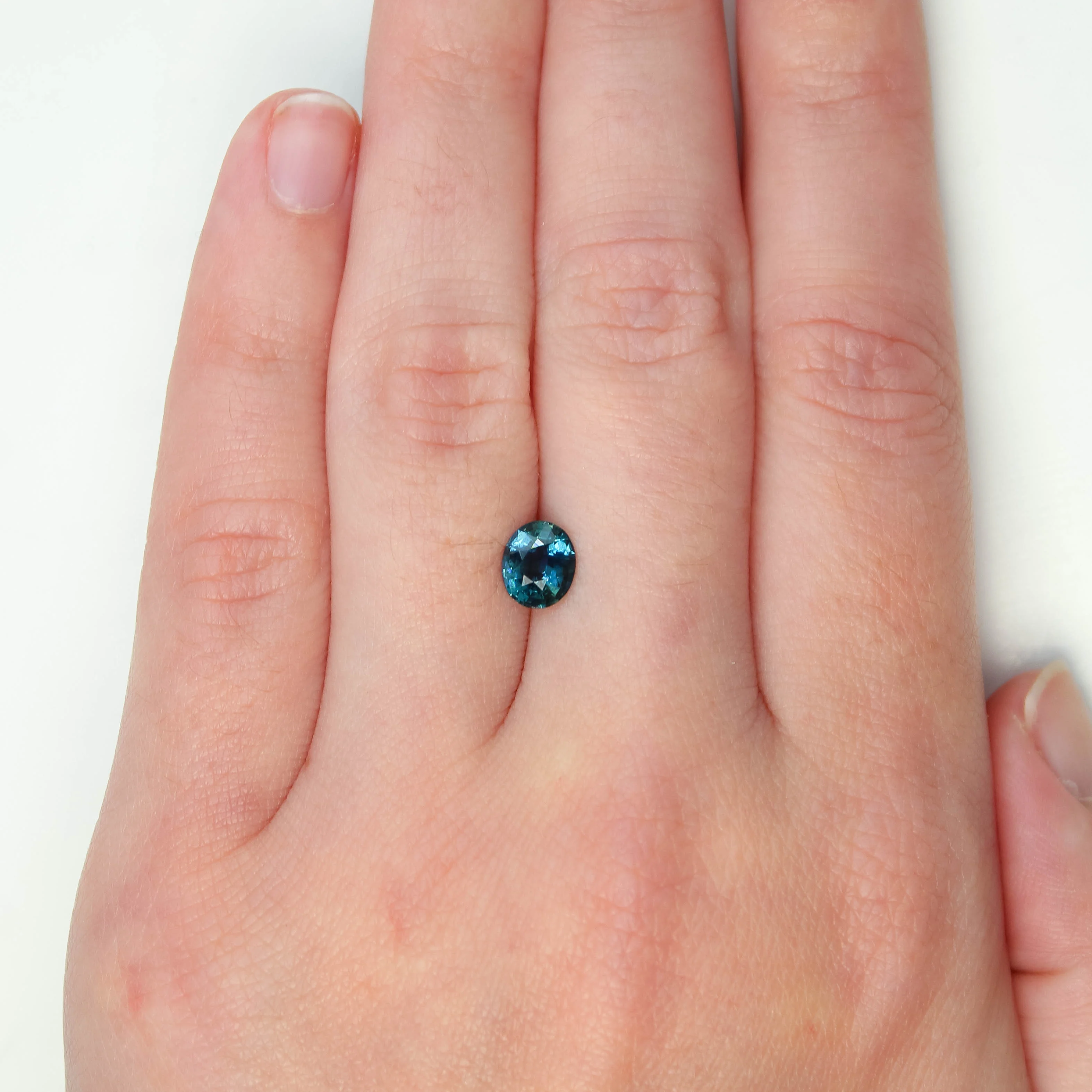 1.08 Carat Blue Oval Sapphire for Custom Work - Inventory Code BOS108 - Image 2