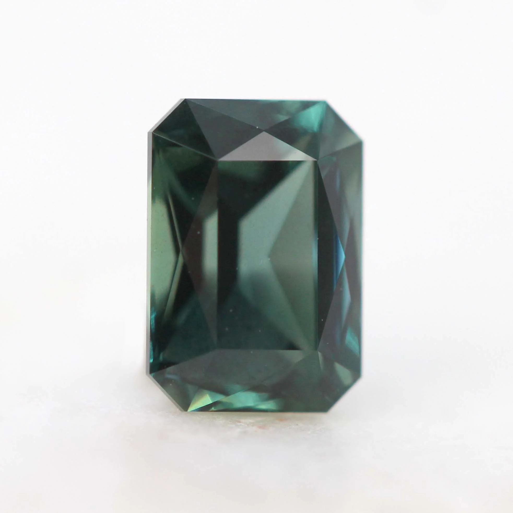 1.10 Carat Radiant Cut Green Sapphire for Custom Work - Inventory Code RGS110 - Image 3