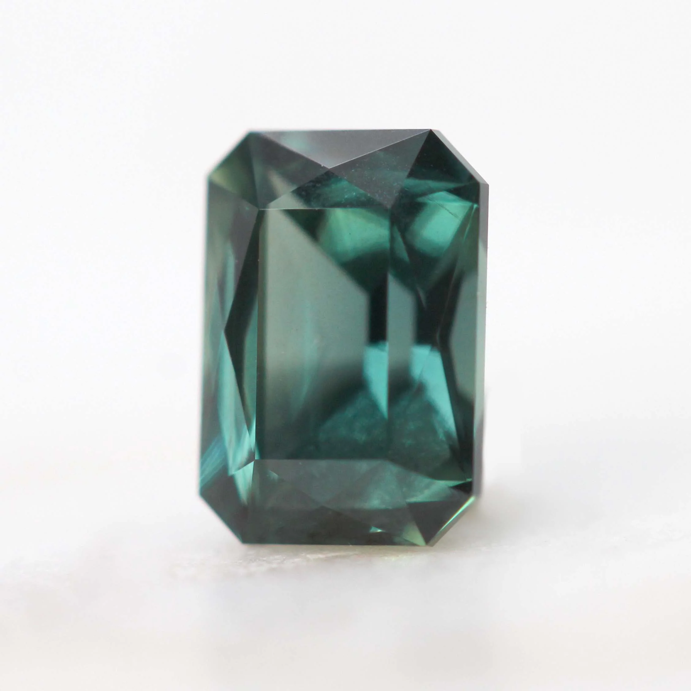 1.10 Carat Radiant Cut Green Sapphire for Custom Work - Inventory Code RGS110 - Image 4