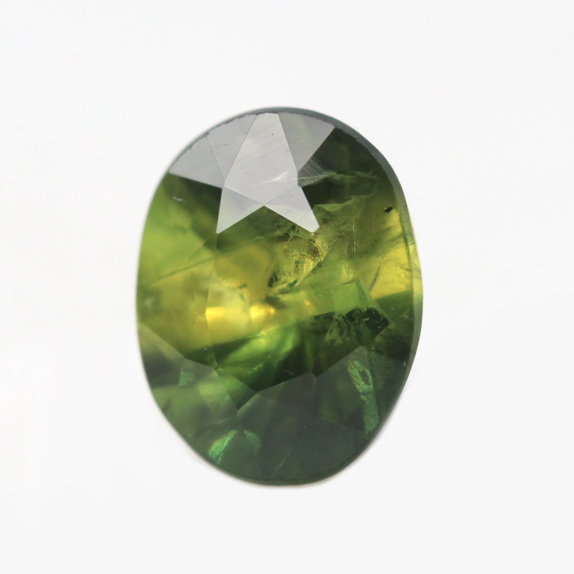 1.15 Carat Bicolor Yellow Green Oval Sapphire for Custom Work - Inventory Code YGOS115 - Image 3