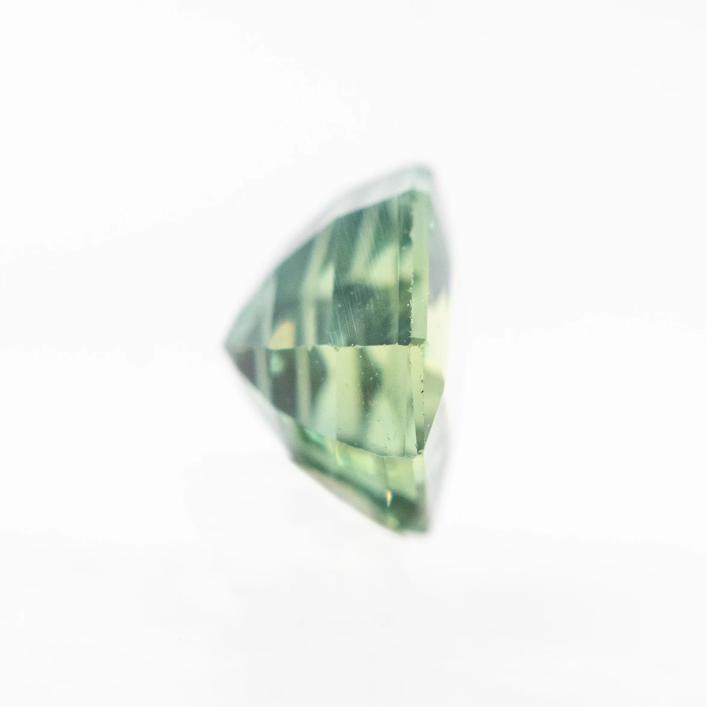 1.23 Carat Geometric Shield Cut Green Sapphire for Custom Work - Inventory Code GGS123 - Image 5