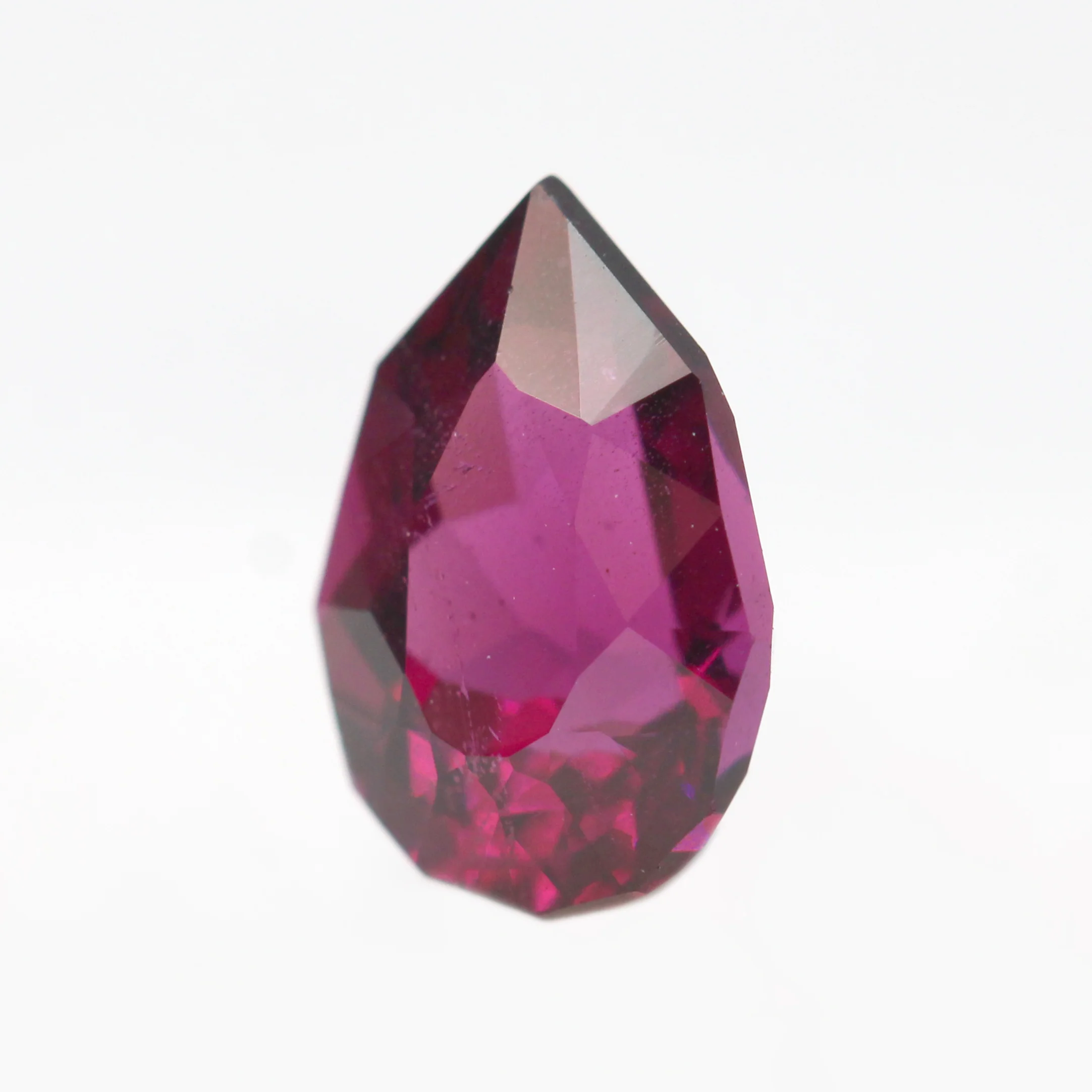 1.74 Carat Fancy Geometric Cut Pear Garnet for Custom Work - Inventory Code FPG174 - Image 4