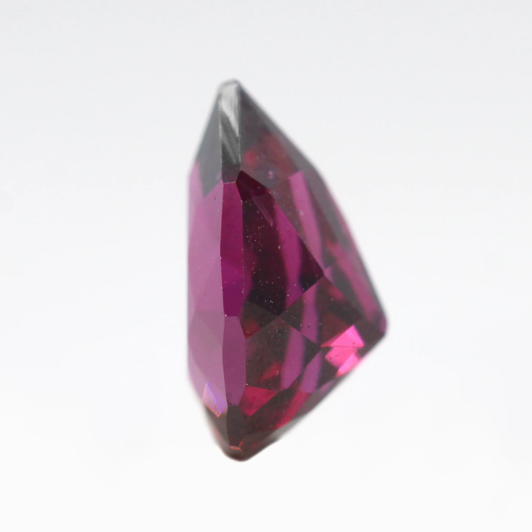1.74 Carat Fancy Geometric Cut Pear Garnet for Custom Work - Inventory Code FPG174 - Image 5