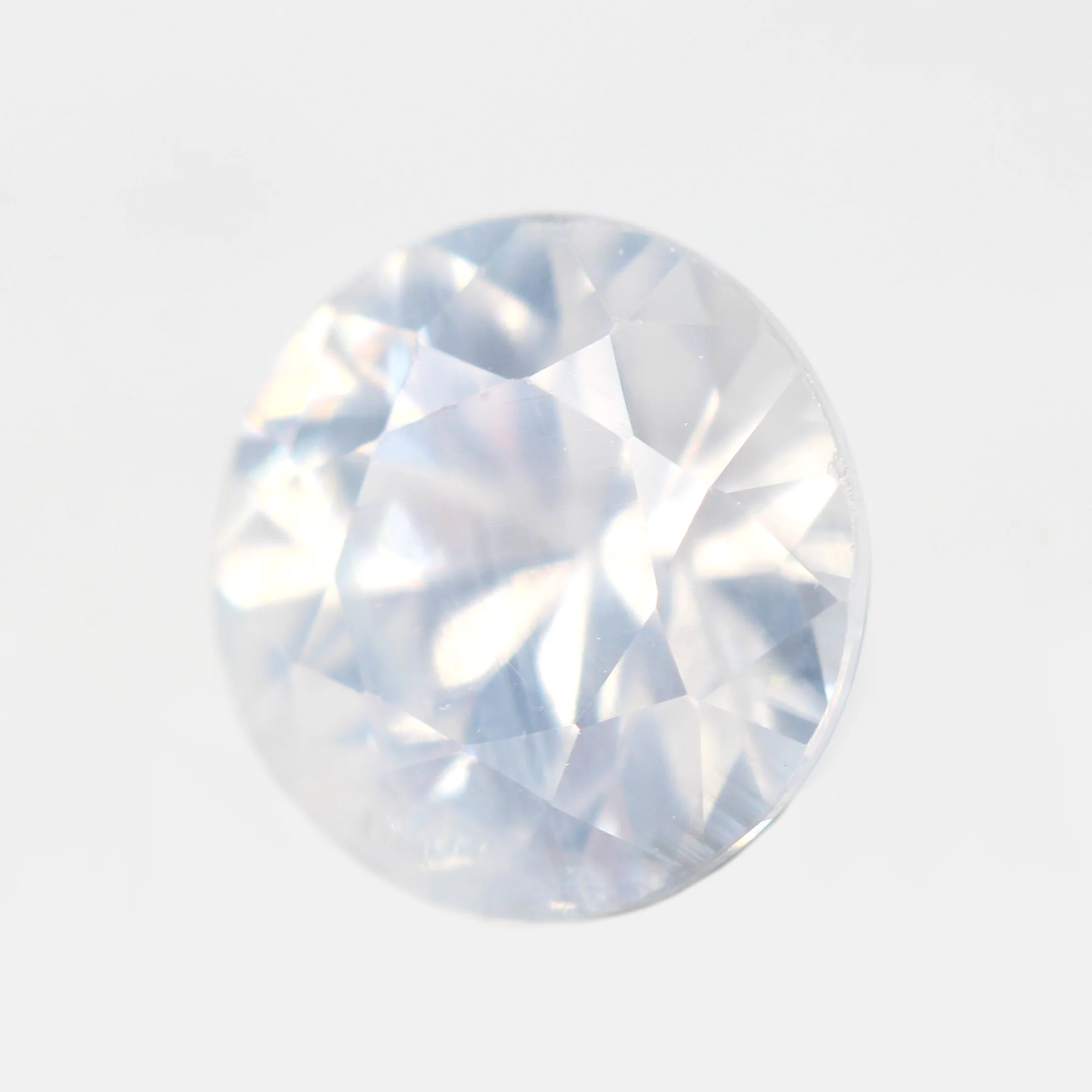 1.94 Carat Round Opalescent White Zircon for Custom Work - Inventory Code WZIR194 - Image 3