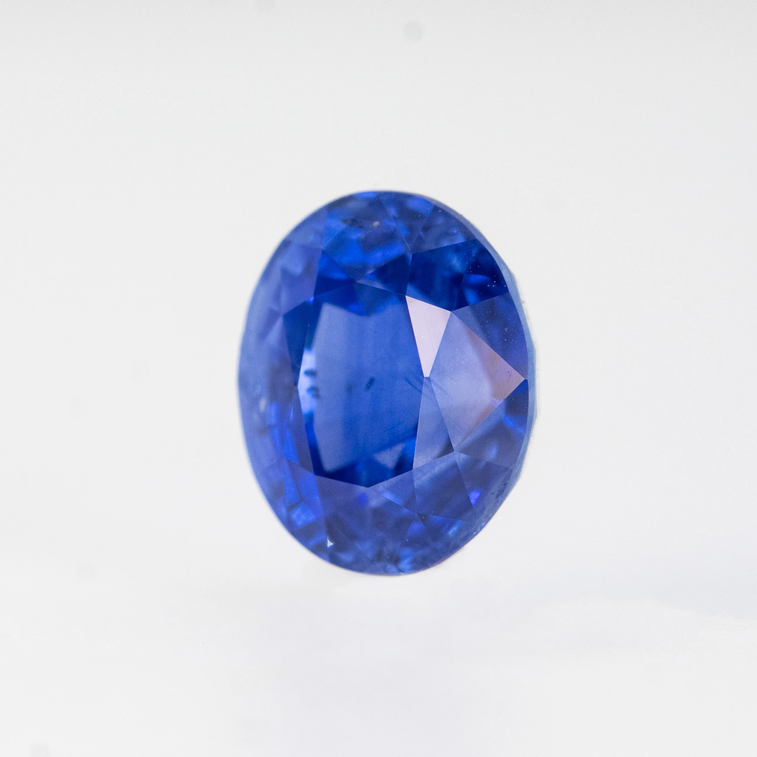2.02 Carat Cobalt Blue Oval Sapphire for Custom Work - Inventory Code CBOS202 - Image 3