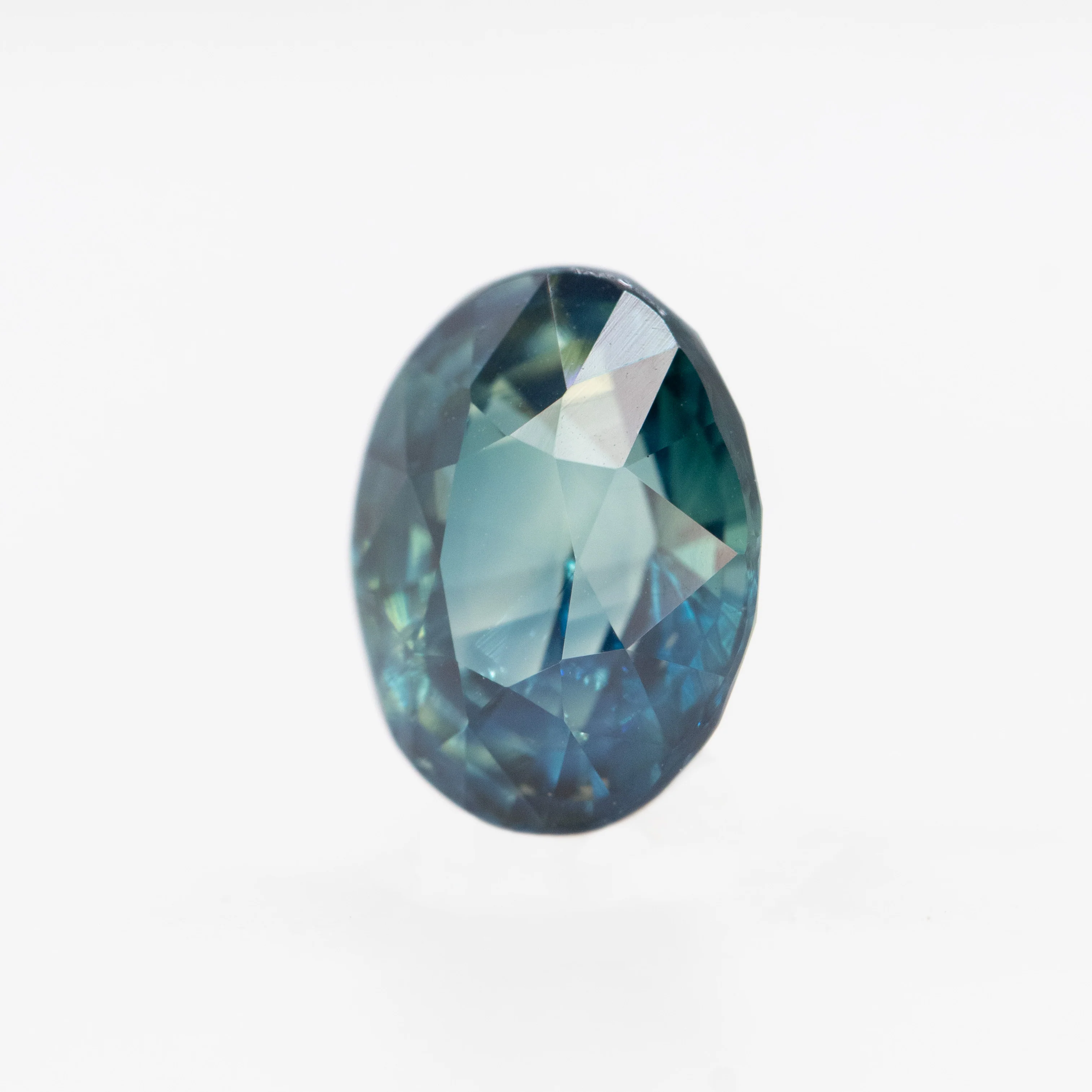 2.02 Carat Teal Blue Oval Sapphire for Custom Work - Inventory Code TBOS202 - Image 3