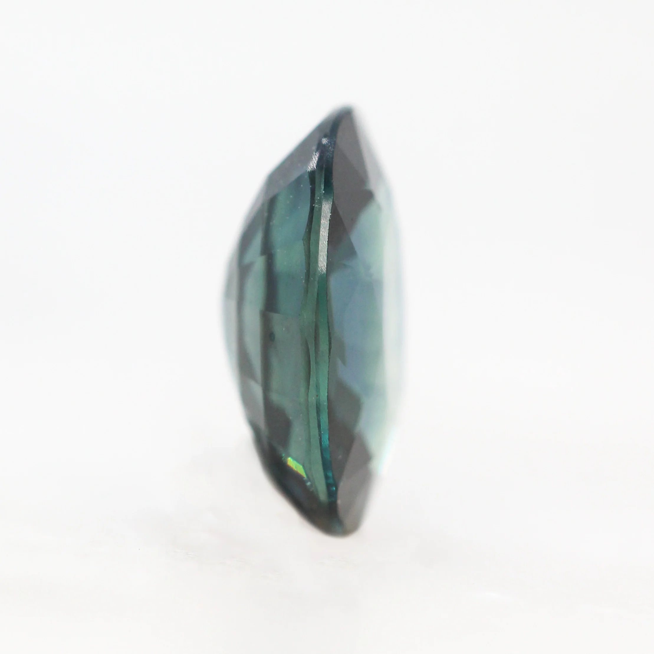 2.05 Carat Teal Blue Oval Sapphire for Custom Work - Inventory Code TOS205B - Image 5