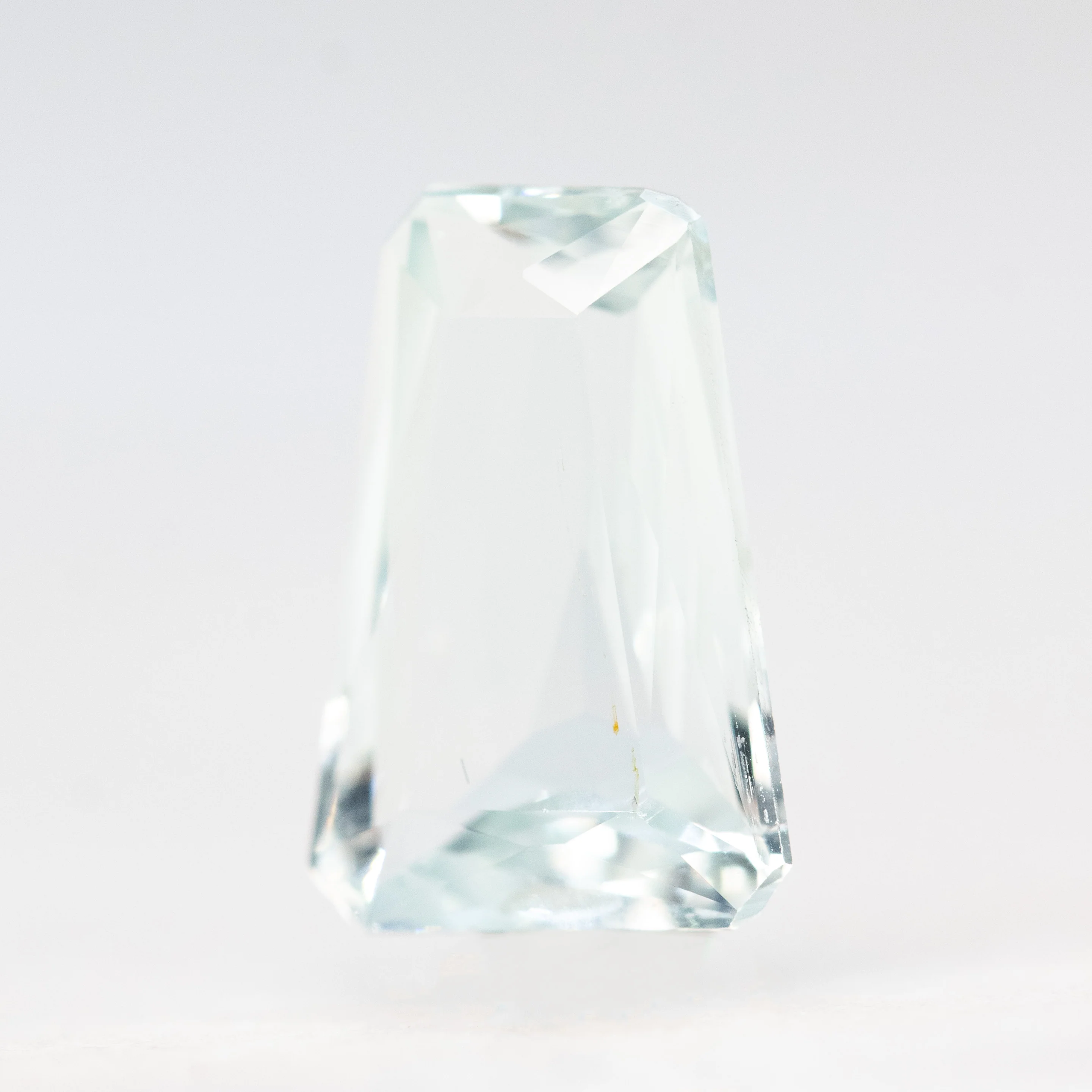 2.07 Carat Clear Trapezoid Aquamarine for Custom Work - Inventory Code CTA207 - Image 3