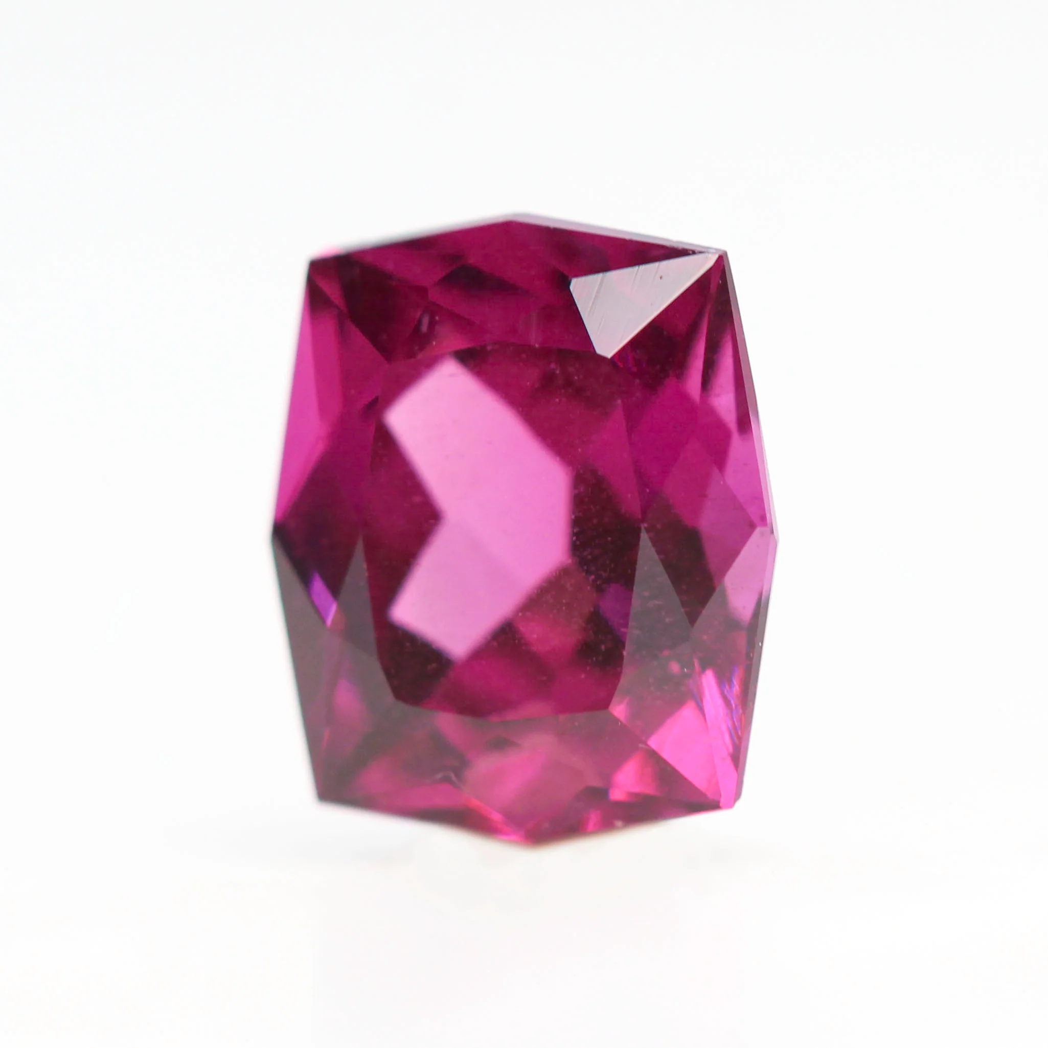 2.28 Carat Geometric Fancy Cushion Cut Rhodolite Garnet for Custom Work - Inventory Code FCG228 - Image 3