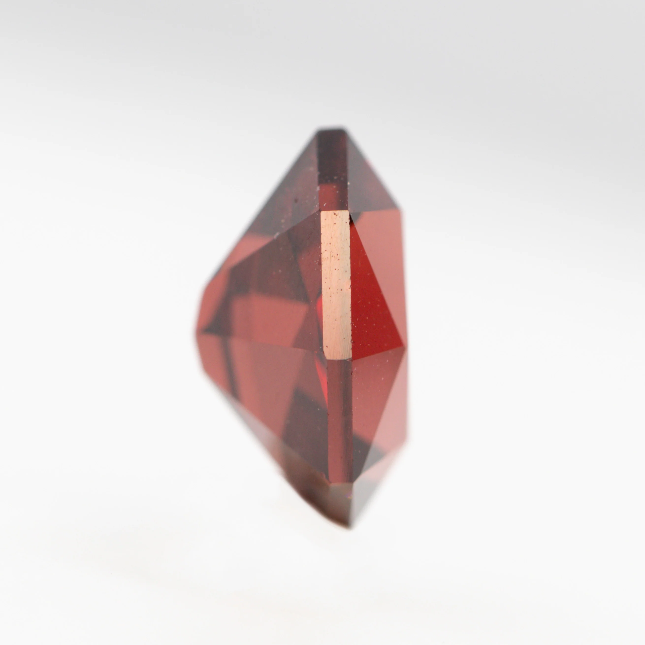 2.55 Carat Fancy Geometric Oval Pyrope Garnet for Custom Work - Inventory Code FCPG255 - Image 5