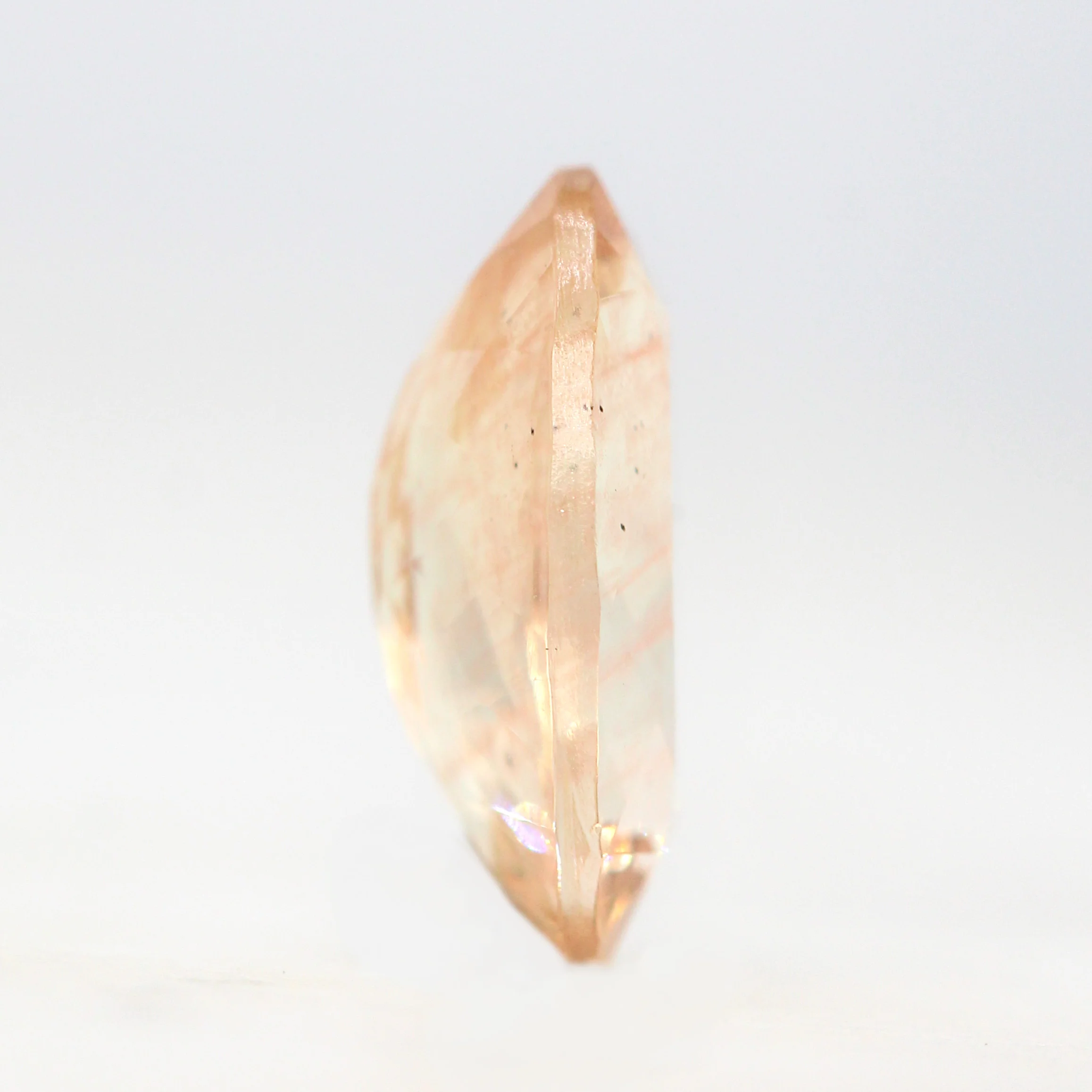 2.72 Carat Oval Sunstone for Custom Work - Inventory Code OOS272 - Image 5