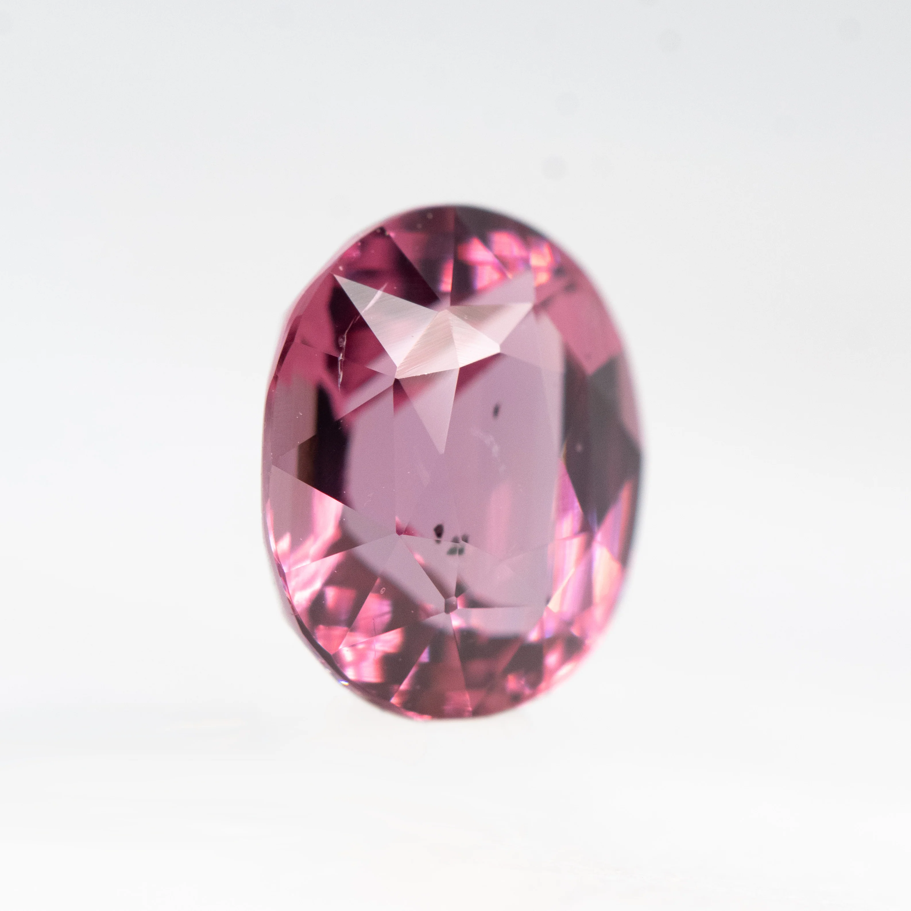 2.75 Carat Light Burgundy Oval Garnet for Custom Work - Inventory Code BOG275 - Image 4