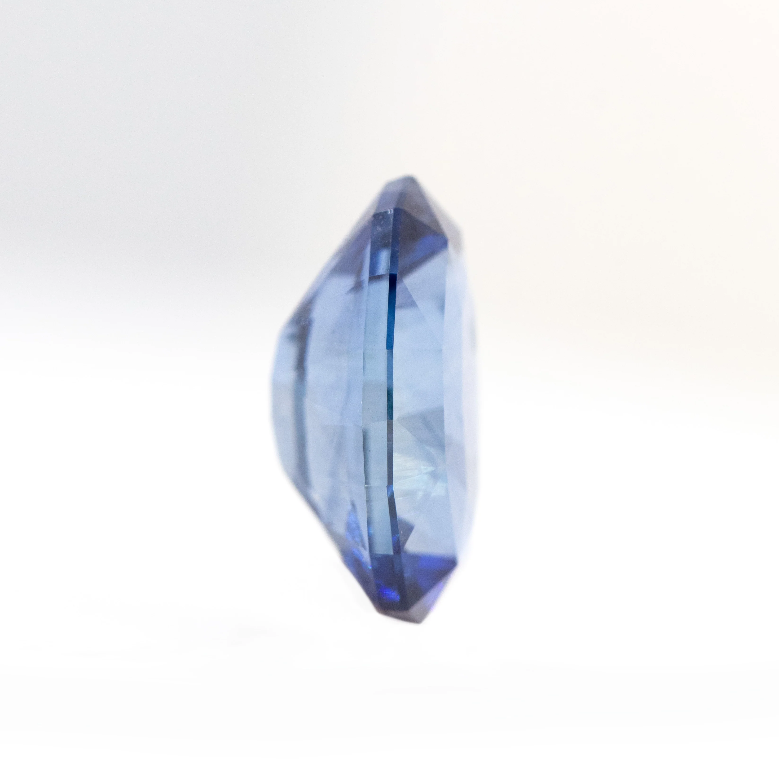 3.22 Carat Blue Geometric Oval Sapphire for Custom Work - Inventory Code BGOS322 - Image 6