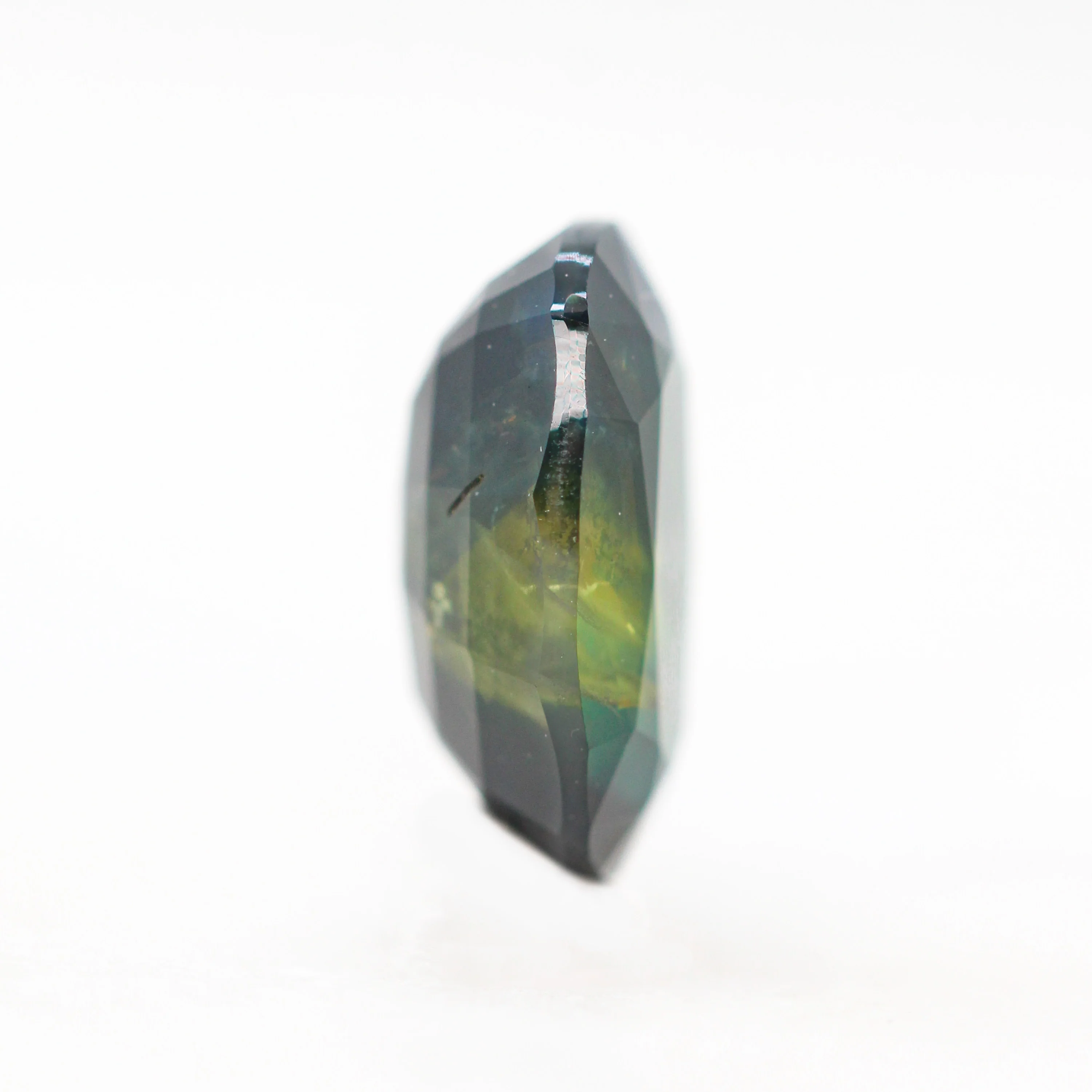 3.50 Carat Yellow-Green Oval Sapphire for Custom Work - Inventory Code YGOS350 - Image 5