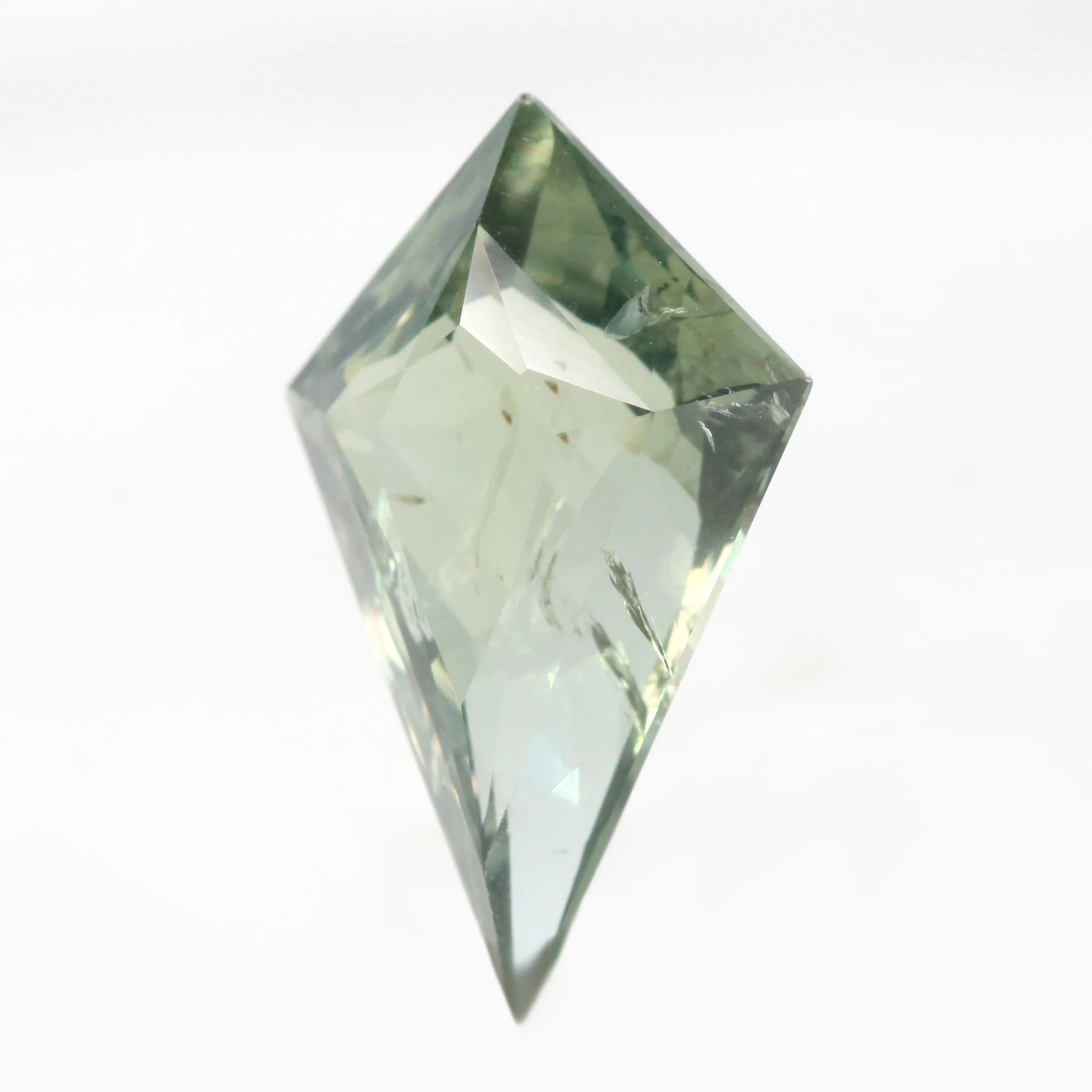 3.66 Carat Light Green Kite Sapphire for Custom Work - Inventory Code GKS366 - Image 4