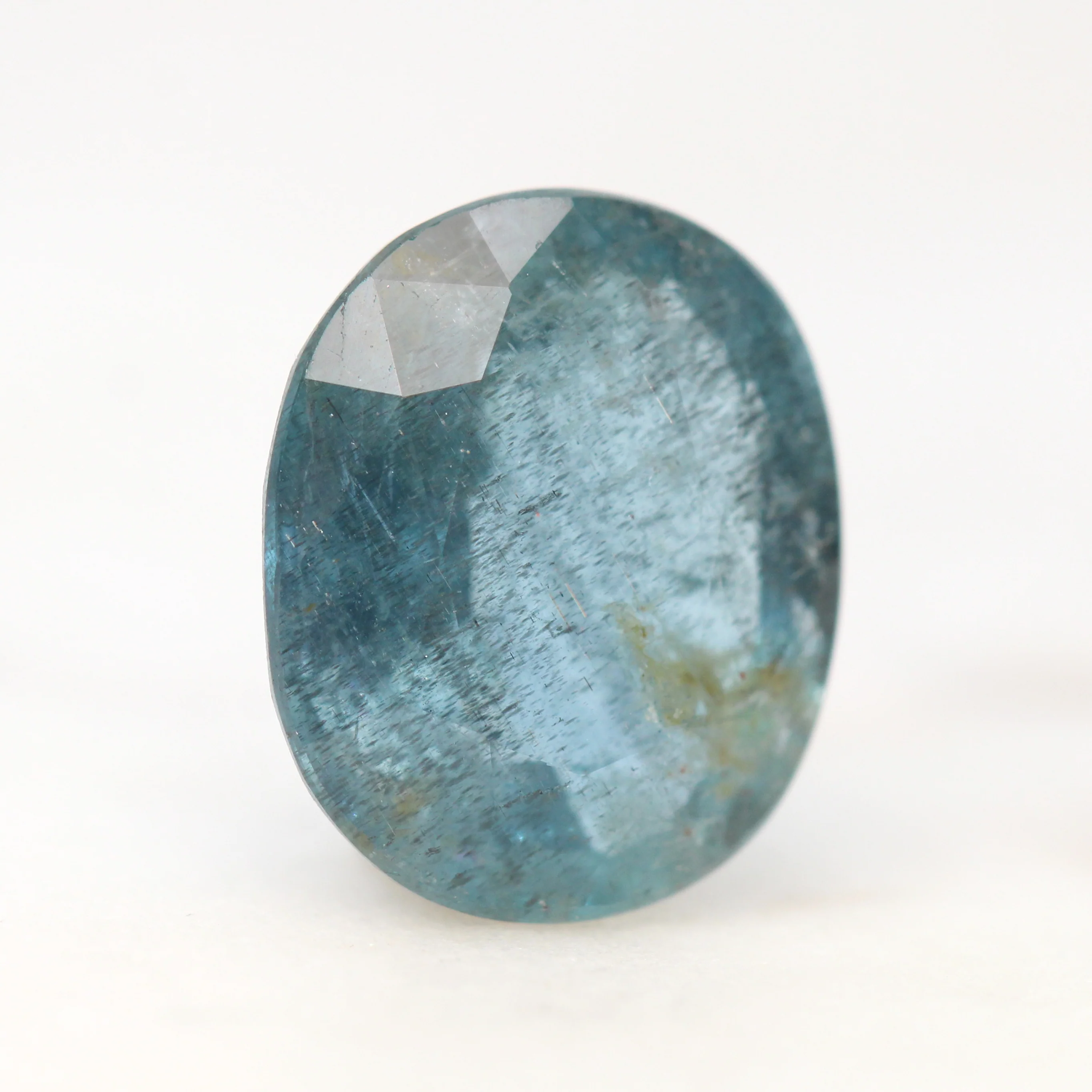 3.85 Carat Oval Mossy Aquamarine for Custom Work - Inventory Code LBOS385 - Image 3