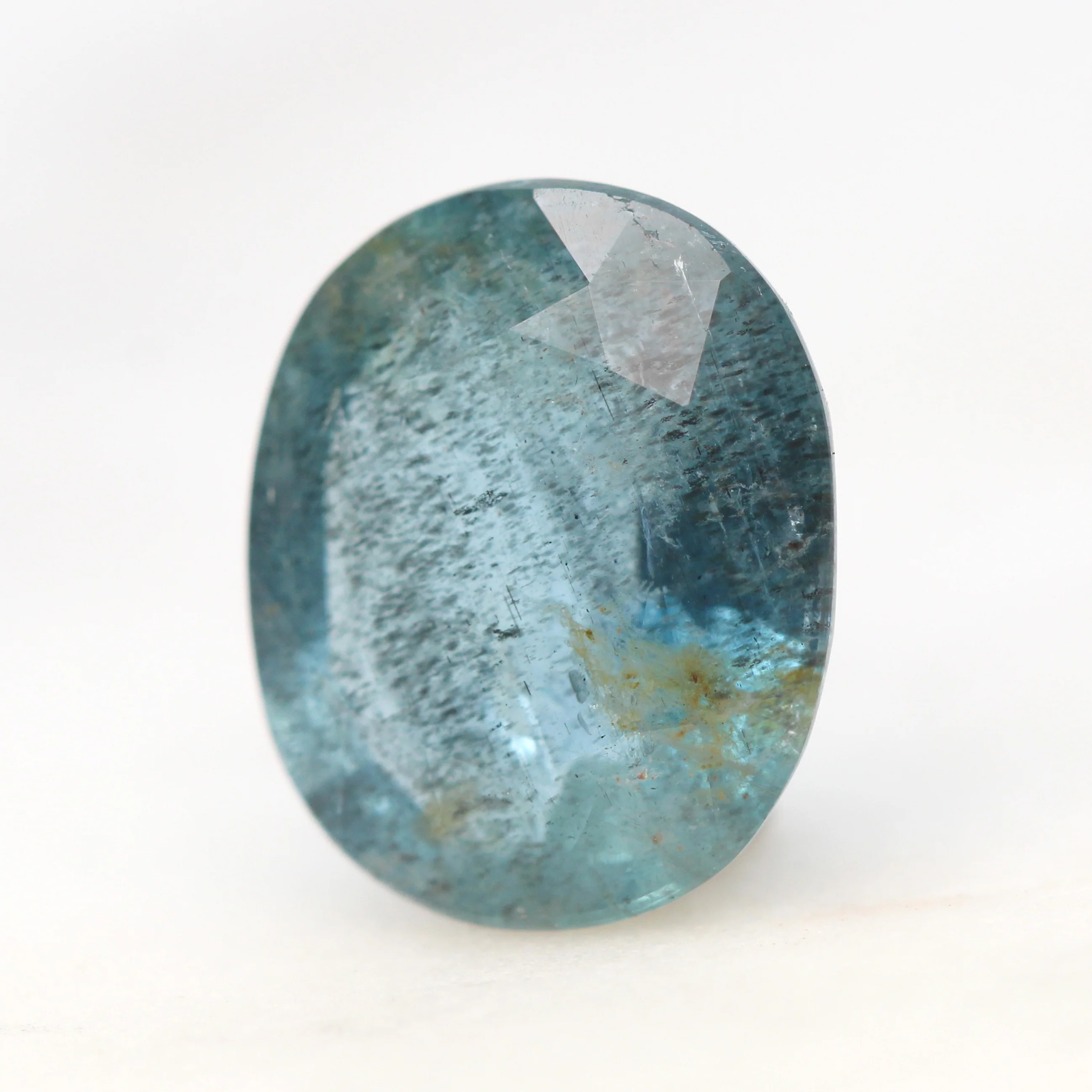 3.85 Carat Oval Mossy Aquamarine for Custom Work - Inventory Code LBOS385 - Image 4