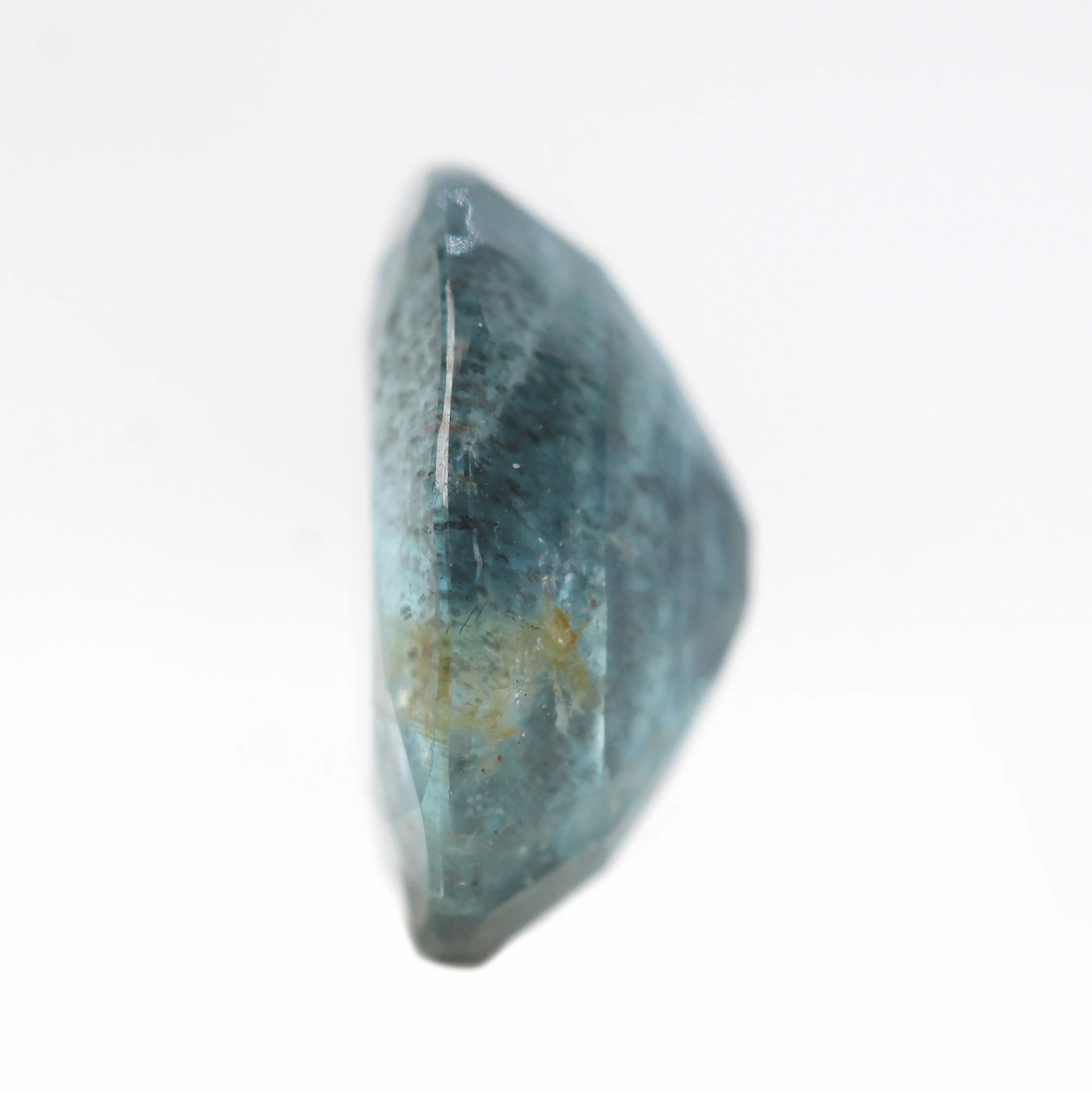 3.85 Carat Oval Mossy Aquamarine for Custom Work - Inventory Code LBOS385 - Image 5