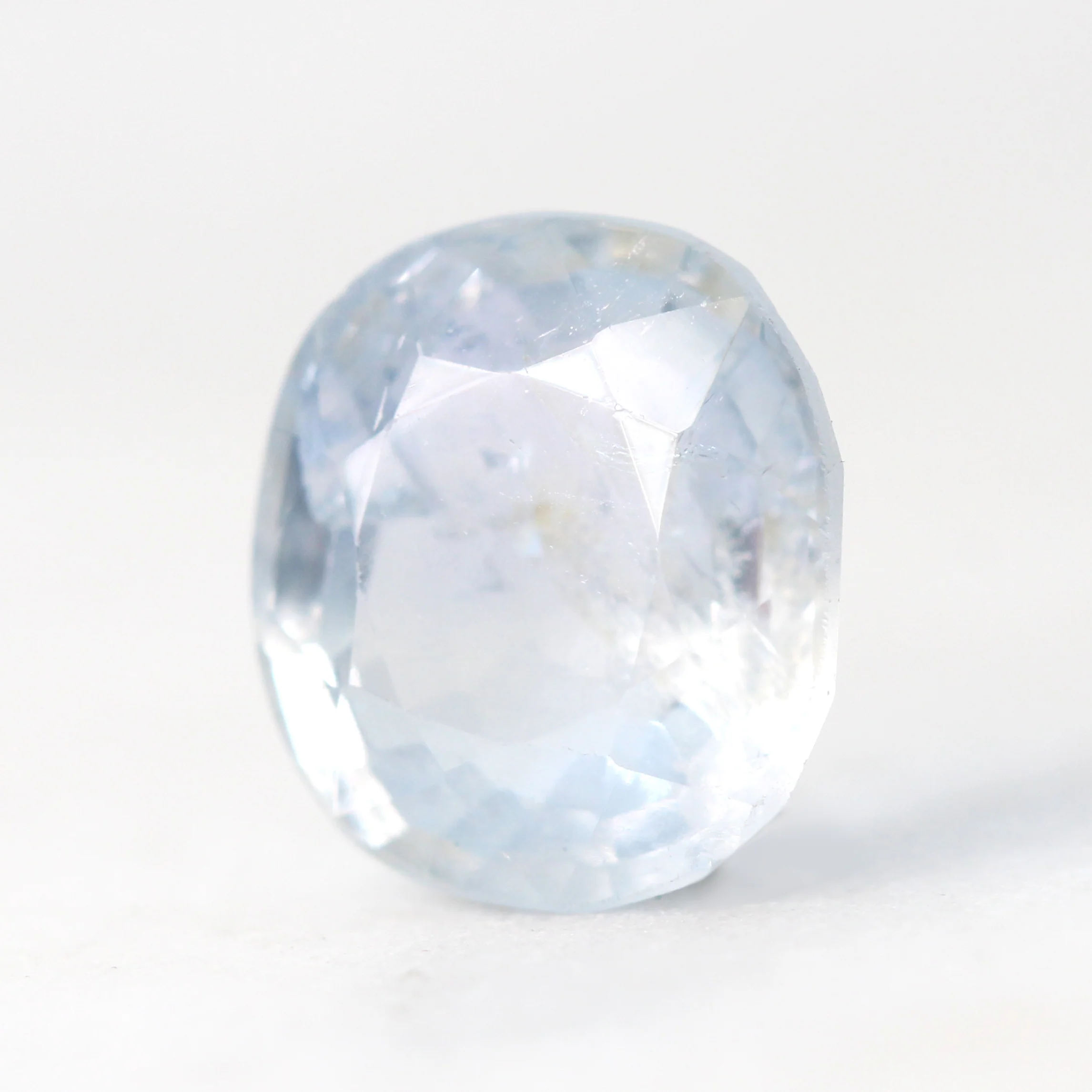 3.86 Carat Light Blue Oval Sapphire for Custom Work - Inventory Code LBOS386 - Image 3