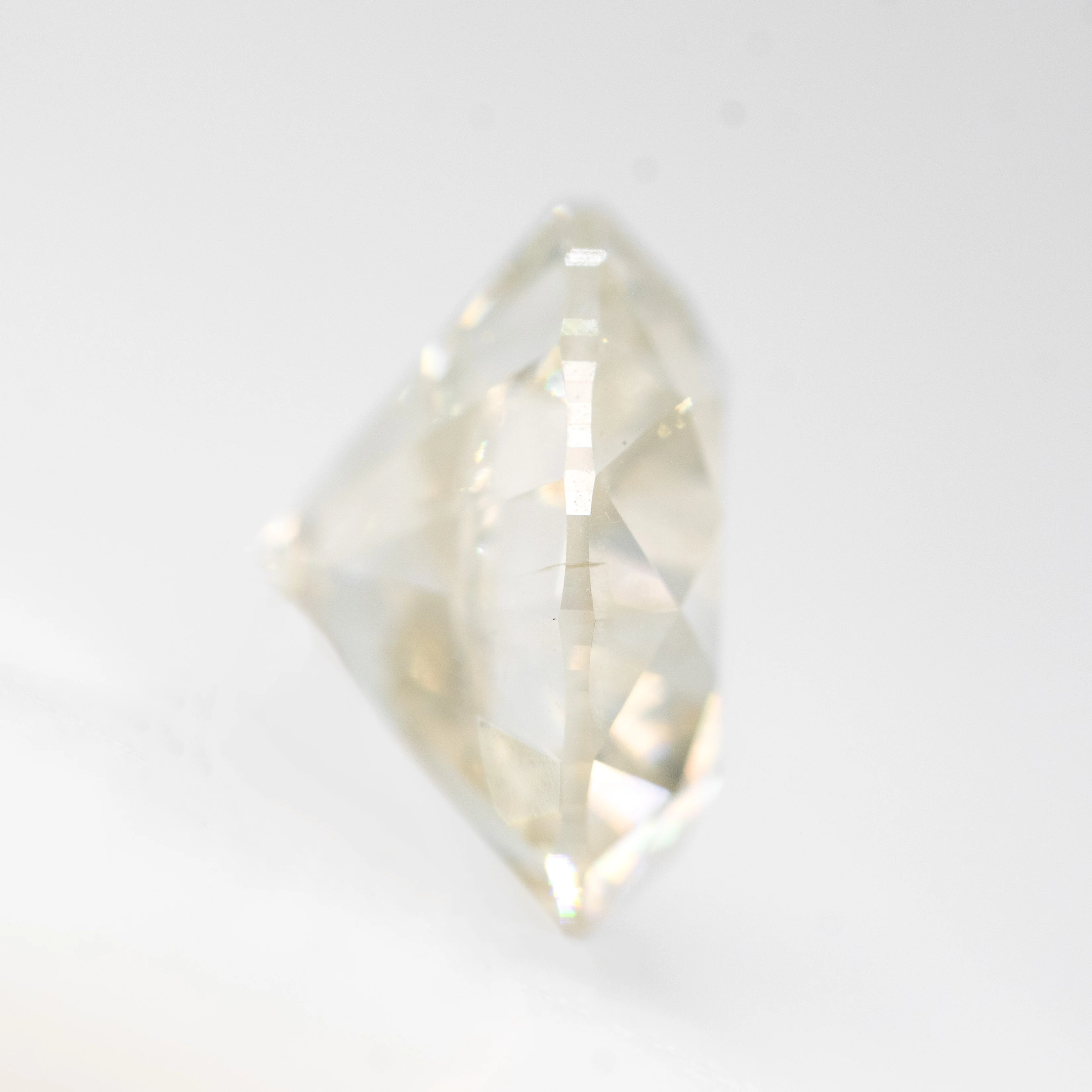 4.01 Carat Certified White Round Diamond for Custom Work - Inventory Code CCR401 - Image 5