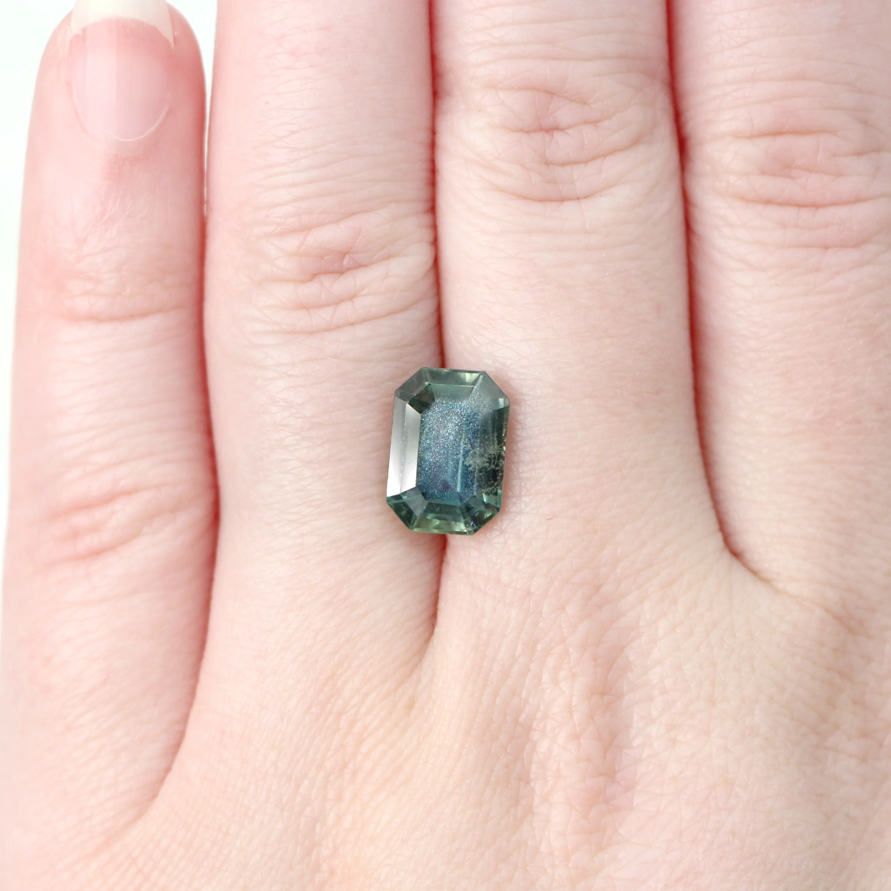 4.52 Carat Teal Color Change Emerald Cut Madagascar Sapphire for Custom Work - Inventory Code TGPS5452 - Image 3