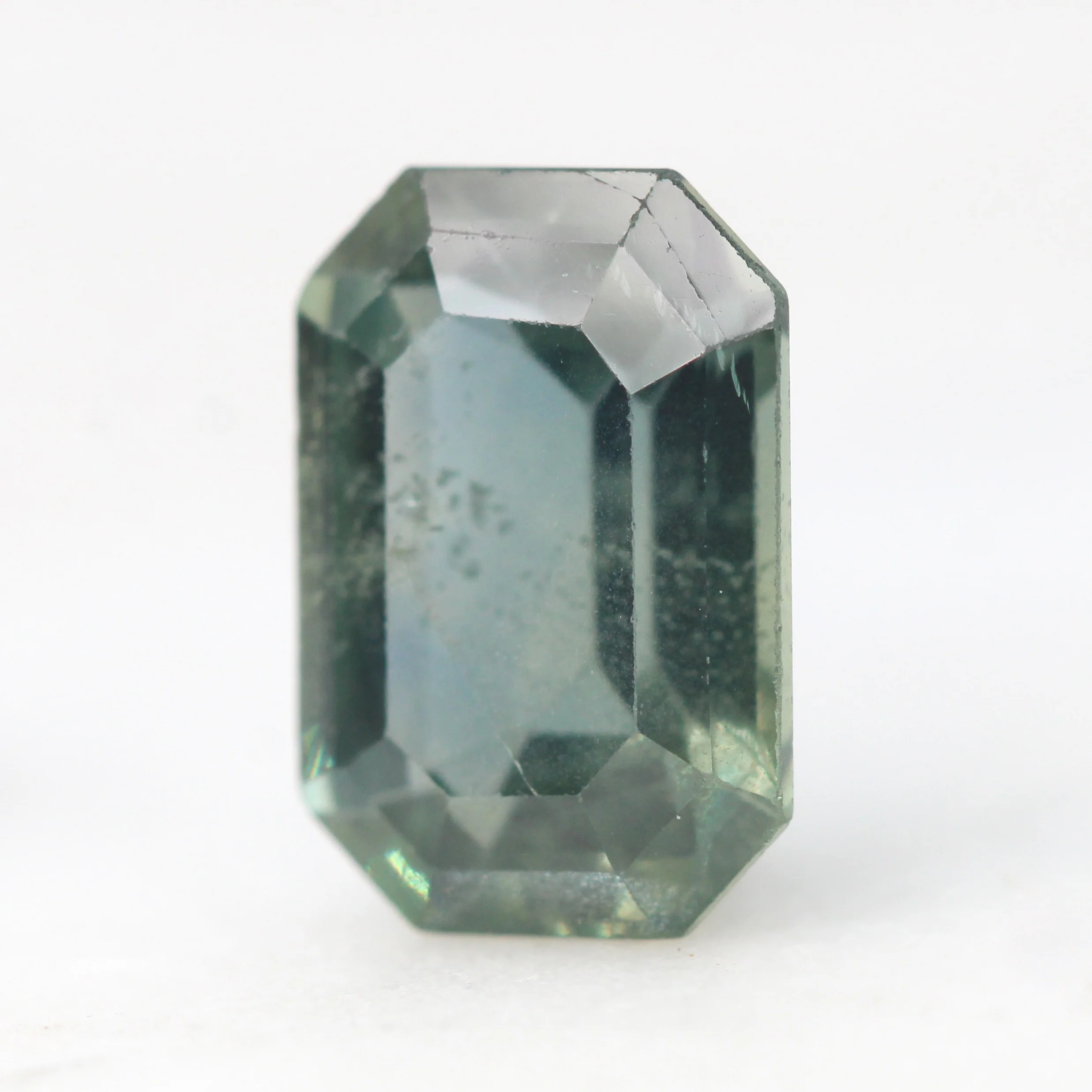 4.52 Carat Teal Color Change Emerald Cut Madagascar Sapphire for Custom Work - Inventory Code TGPS5452 - Image 4