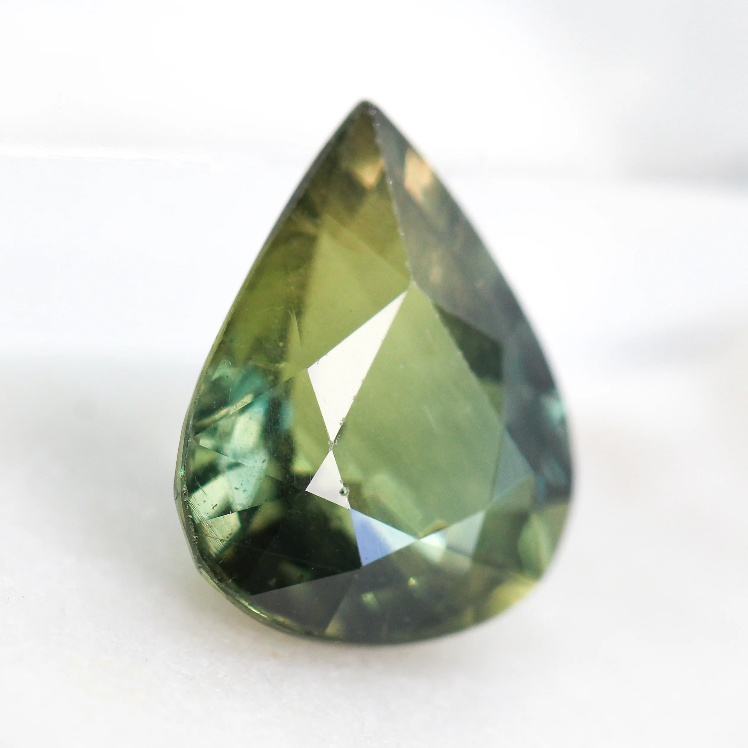 4.80 Carat Green Pear Sapphire for Custom Work - Inventory Code GPS480 - Image 4