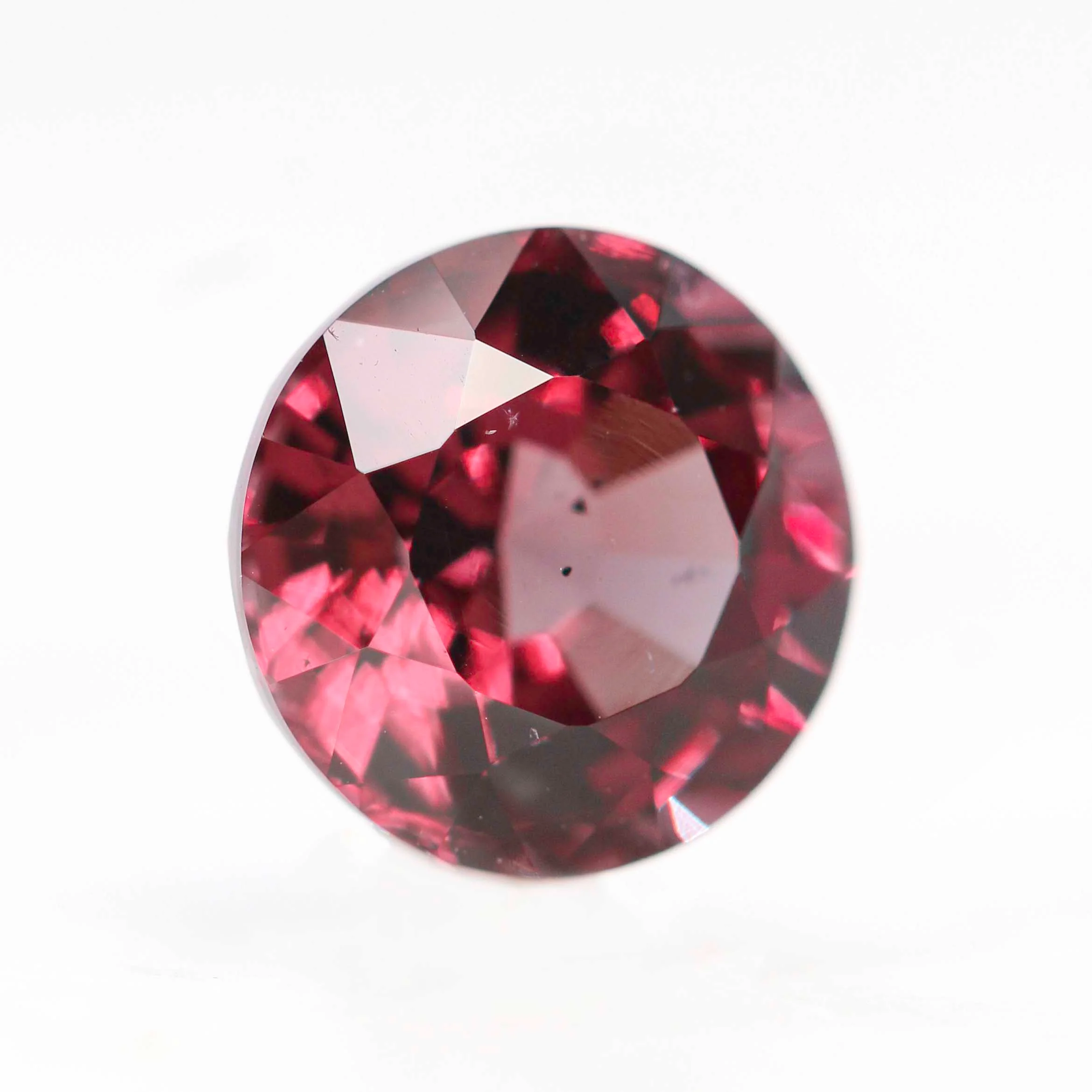 5.11 Carat Round Color Change Garnet for Custom Work - Inventory Code RCG511 - Image 5