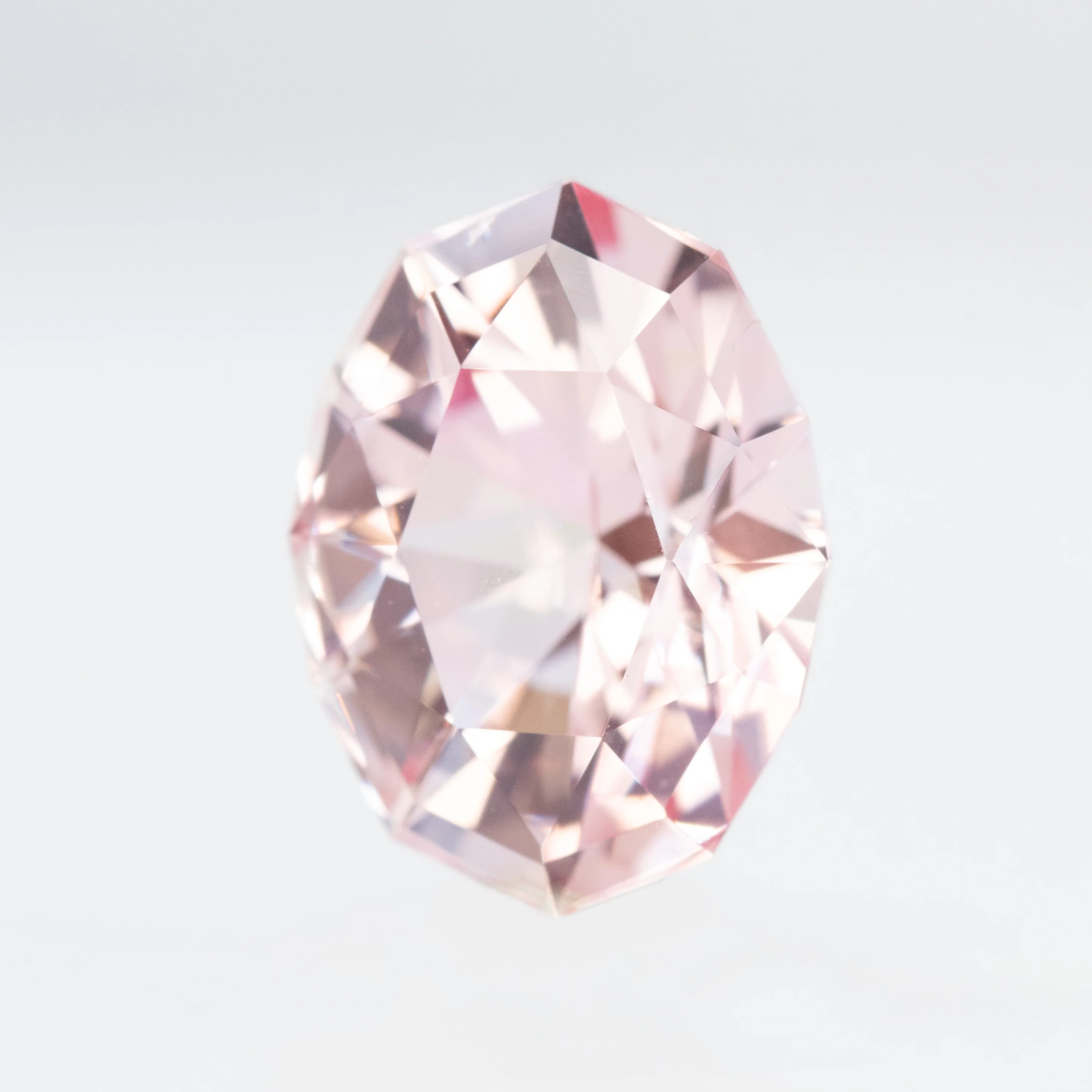 5.26 Carat Pink Geometric Oval Lab Grown Sapphire for Custom Work - Inventory Code LGPS526 - Image 3