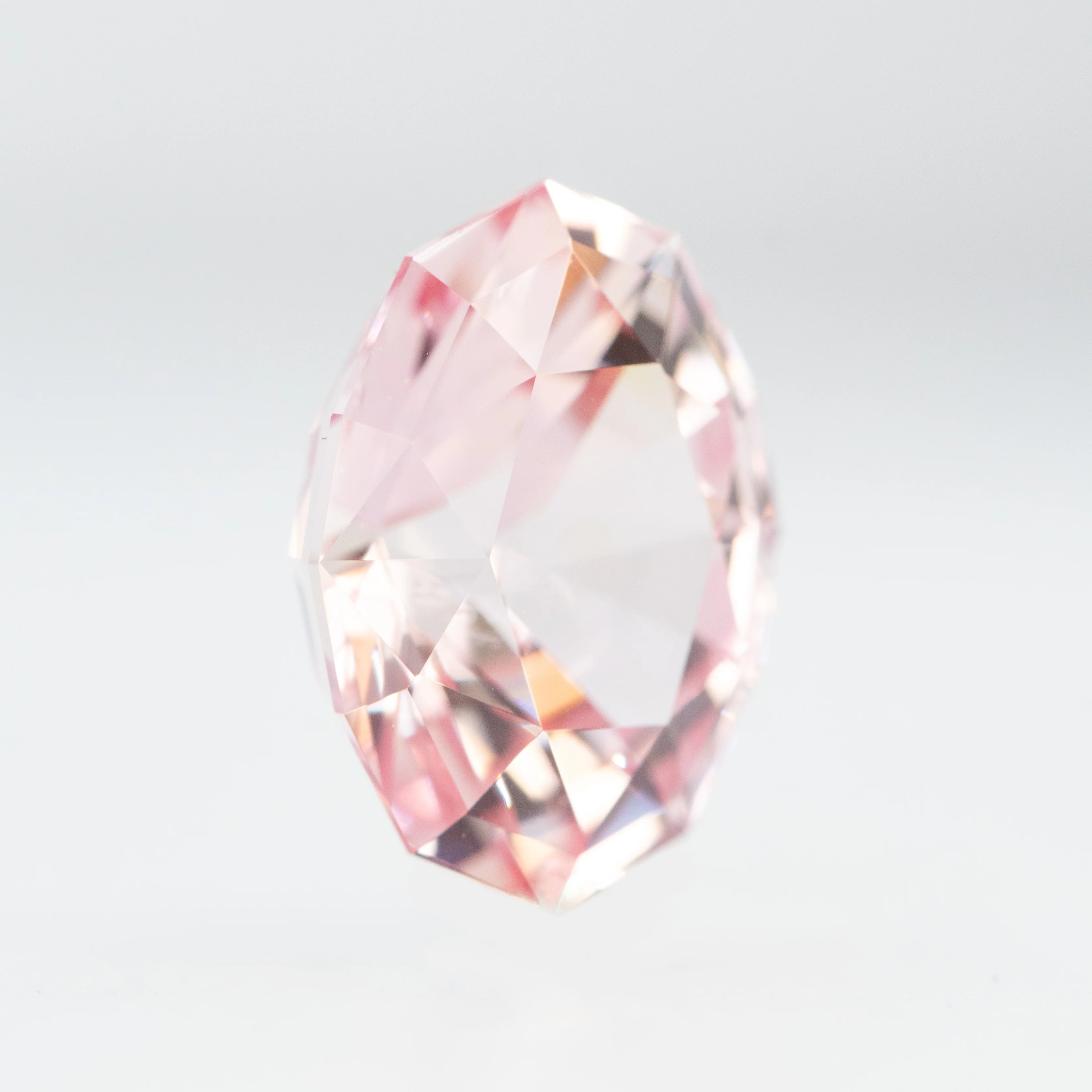 5.26 Carat Pink Geometric Oval Lab Grown Sapphire for Custom Work - Inventory Code LGPS526 - Image 4