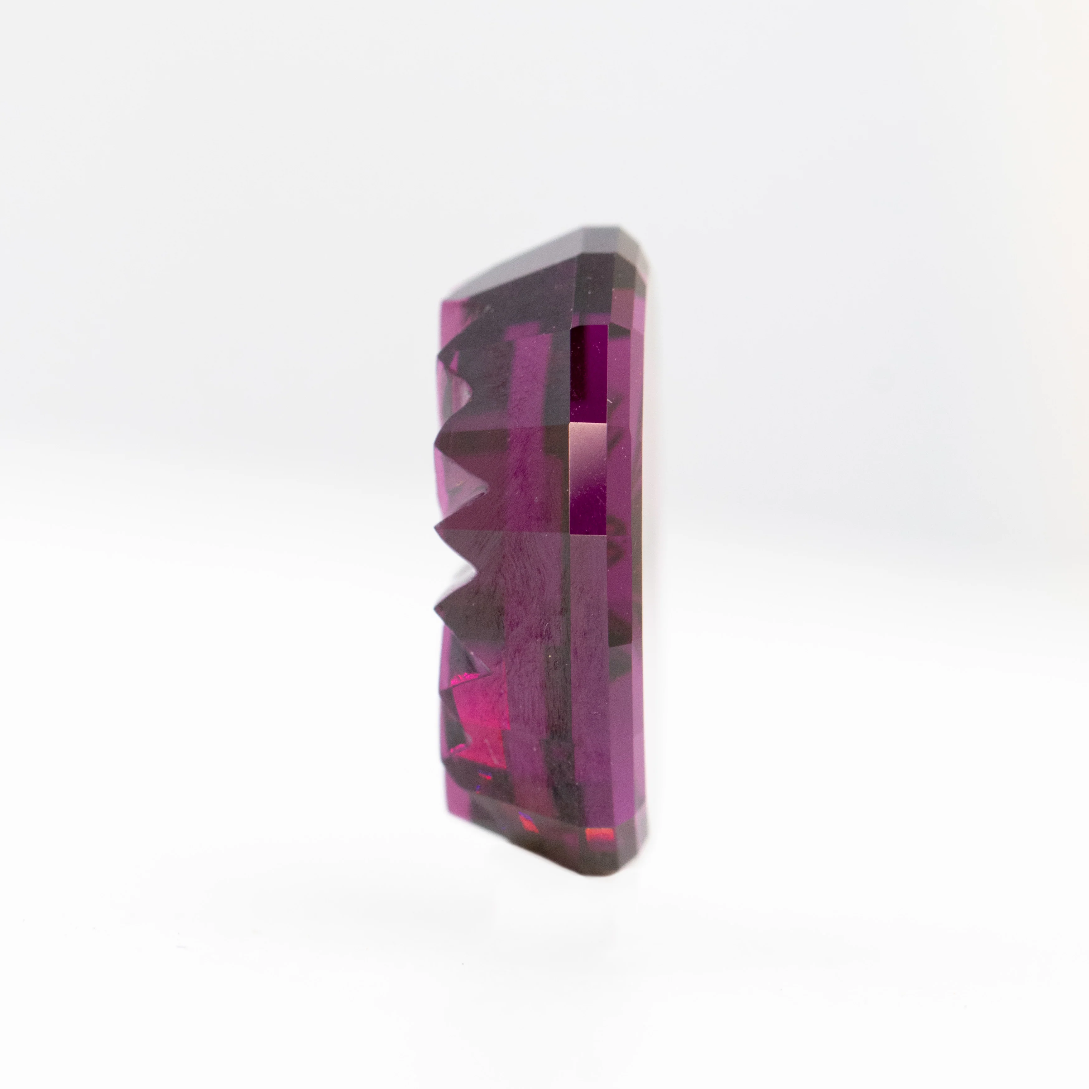 8.91 Carat Fantasy Cut Oval Rhodalite Garnet for Custom Work - Inventory Code FCG891 - Image 5