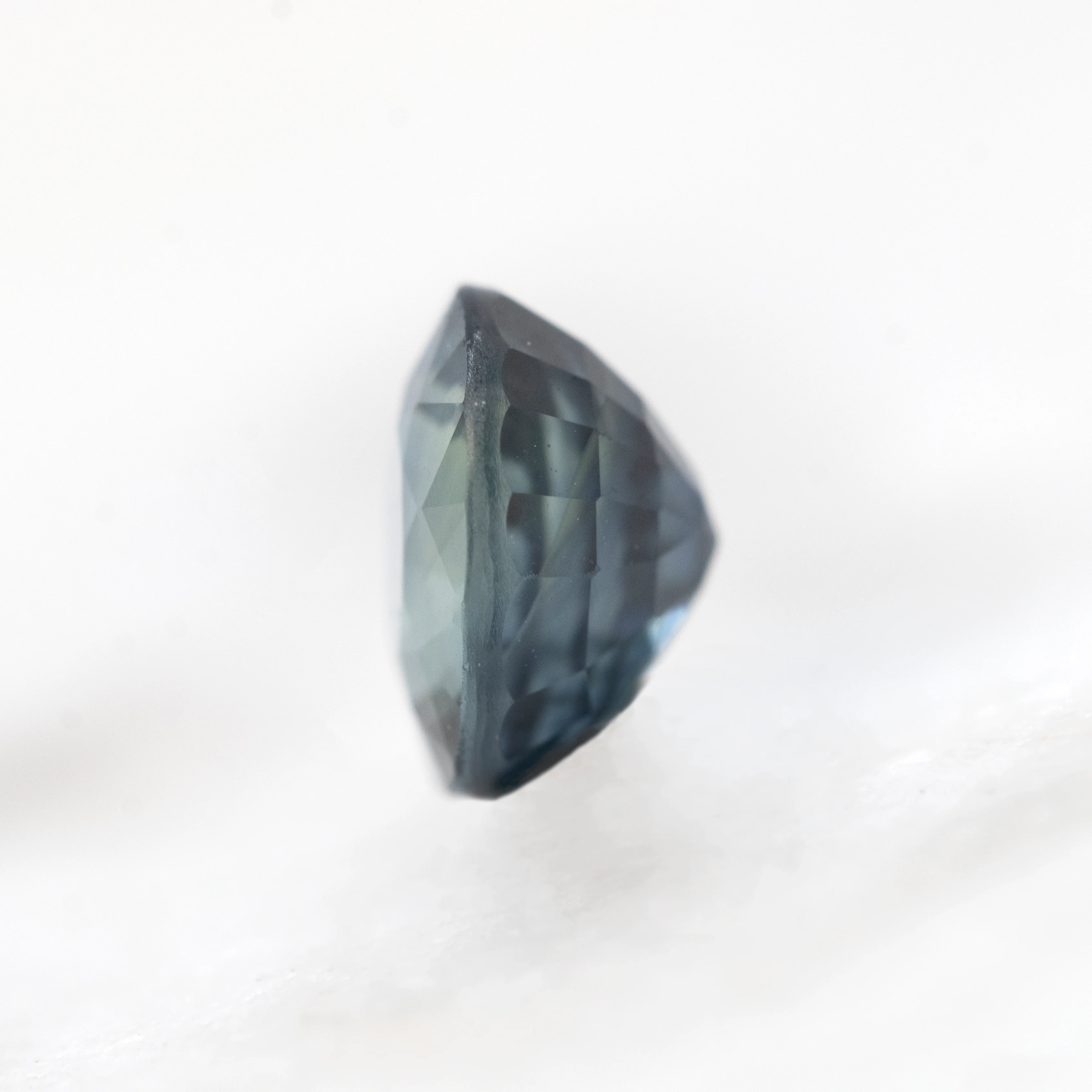 1.02 Carat Blue Oval Madagascar Sapphire for Custom Work - Inventory Code TBOS102 - Image 5
