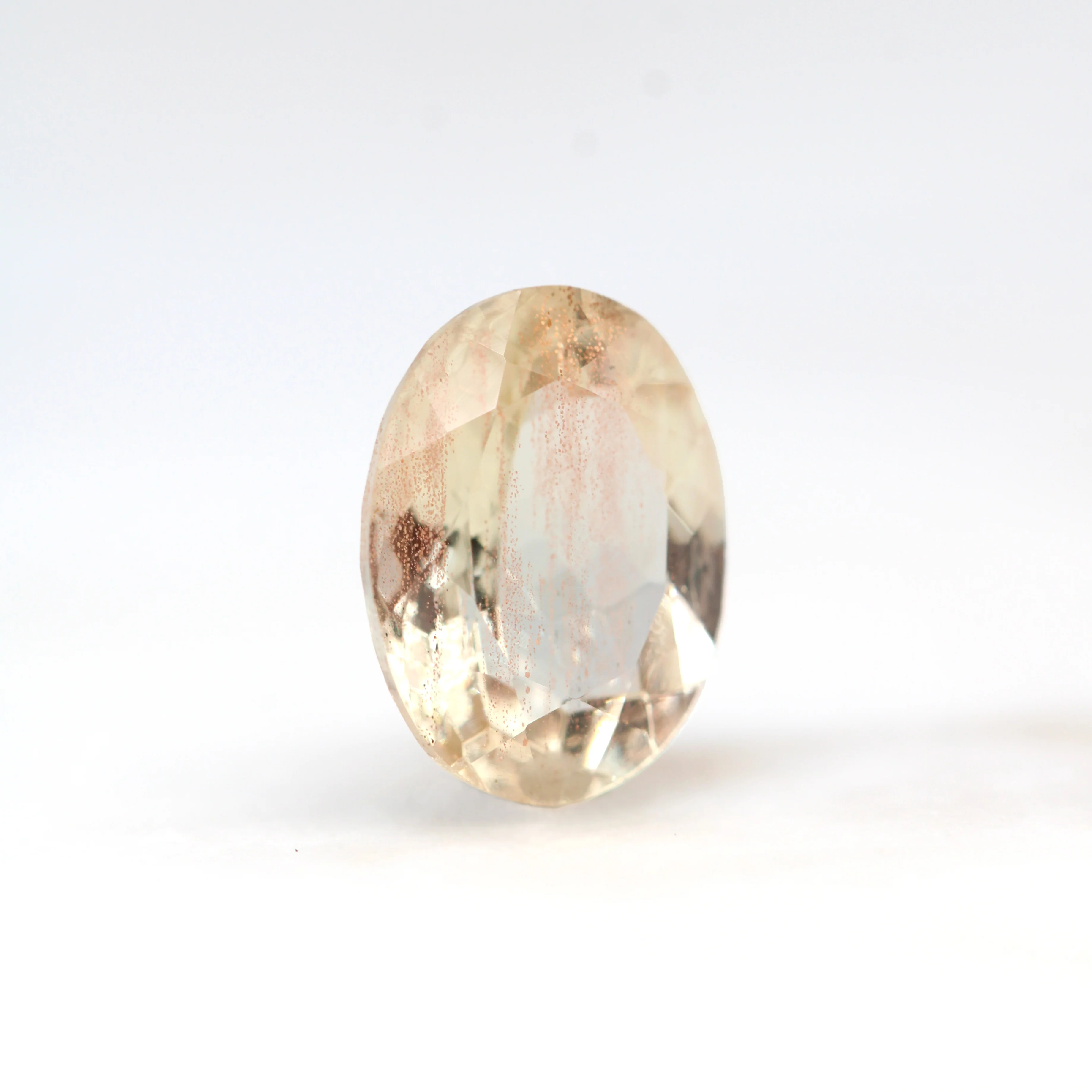 2.65 Carat Oval Sunstone for Custom Work - Inventory Code OSUN265 - Image 5