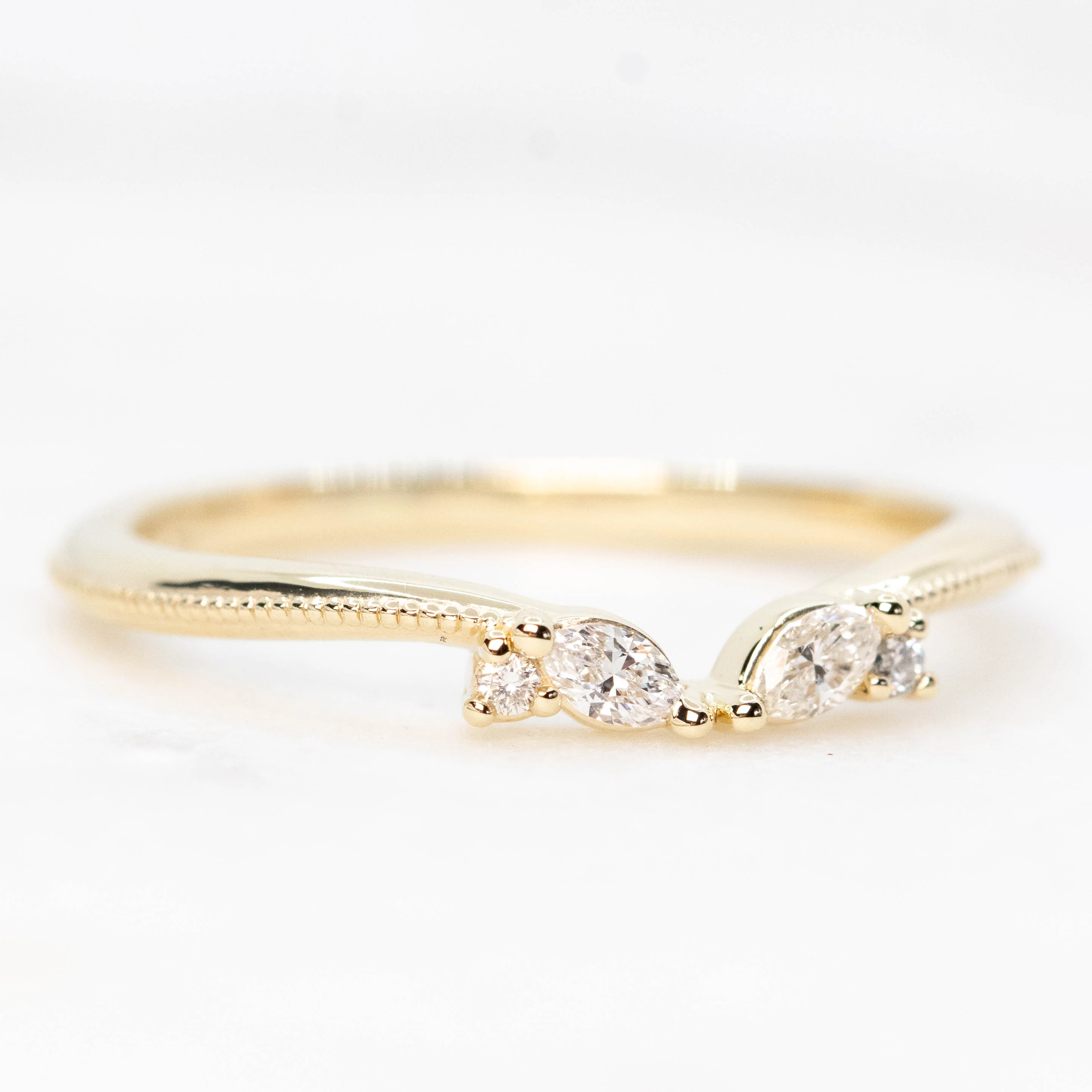 Cerise Band - Image 5