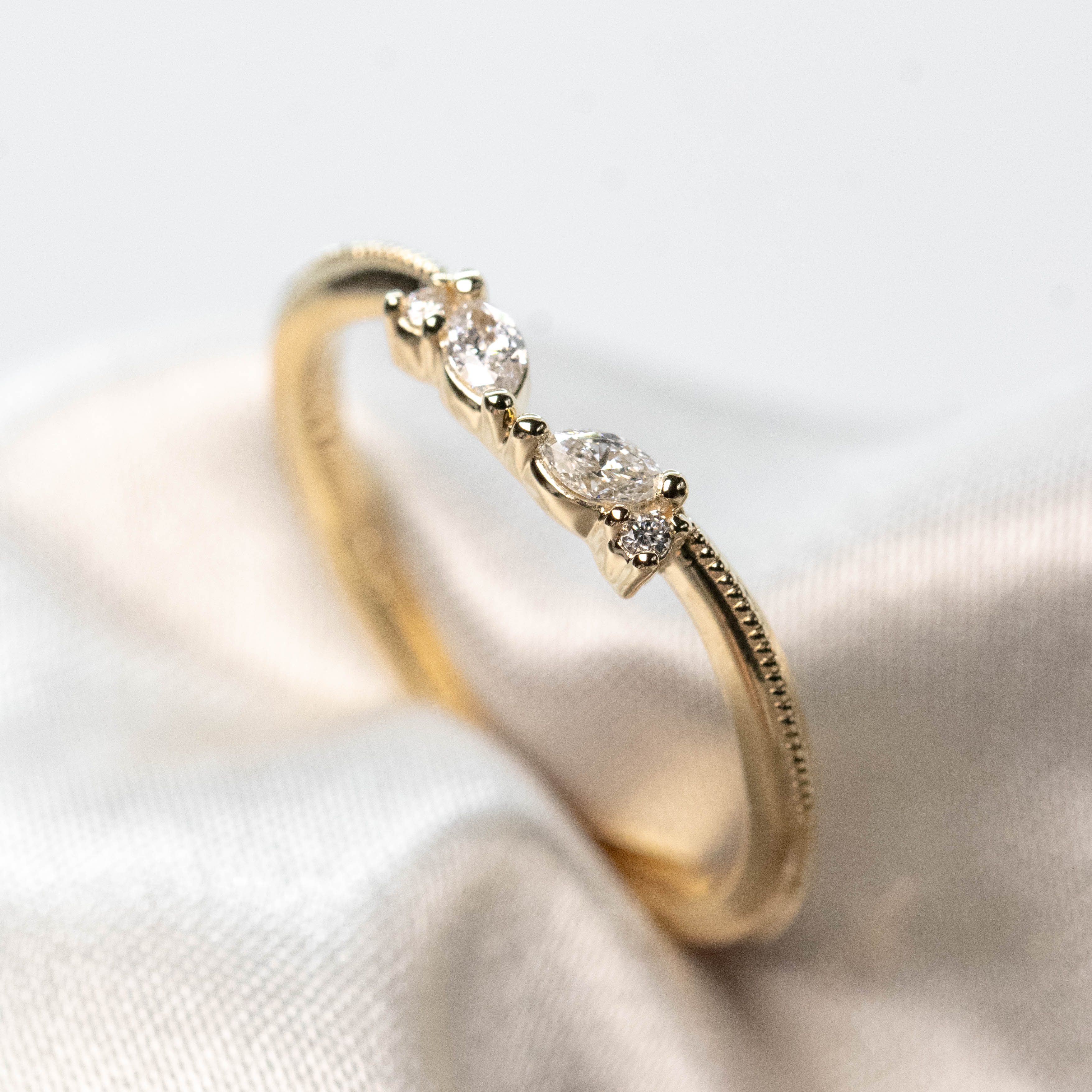 Cerise Band - Image 8