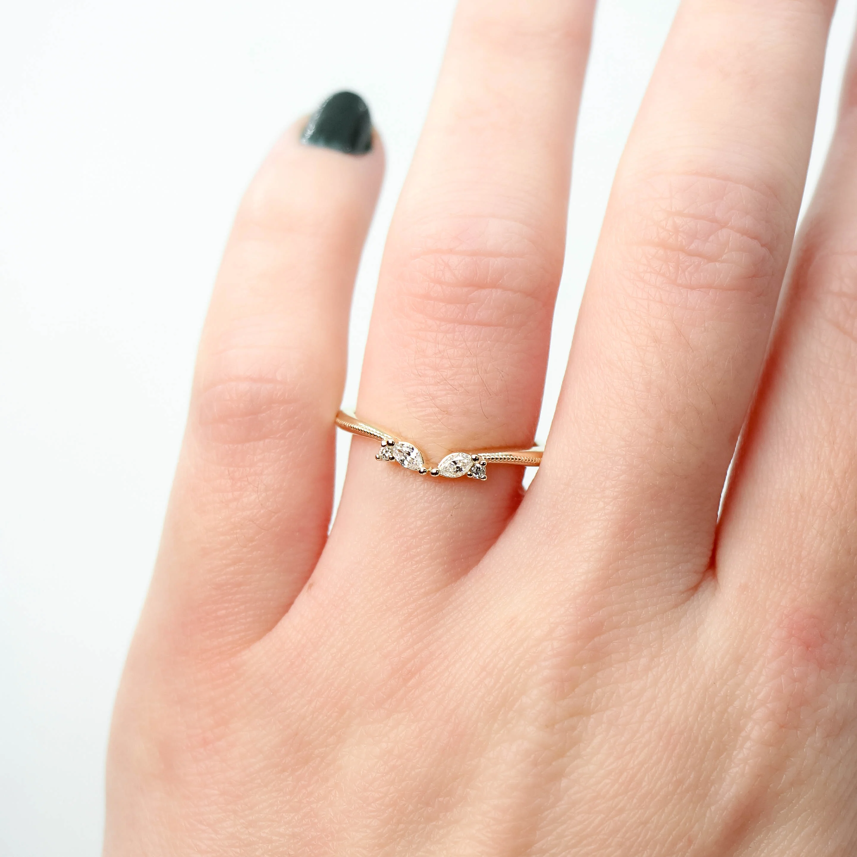 Cerise Band - Image 9