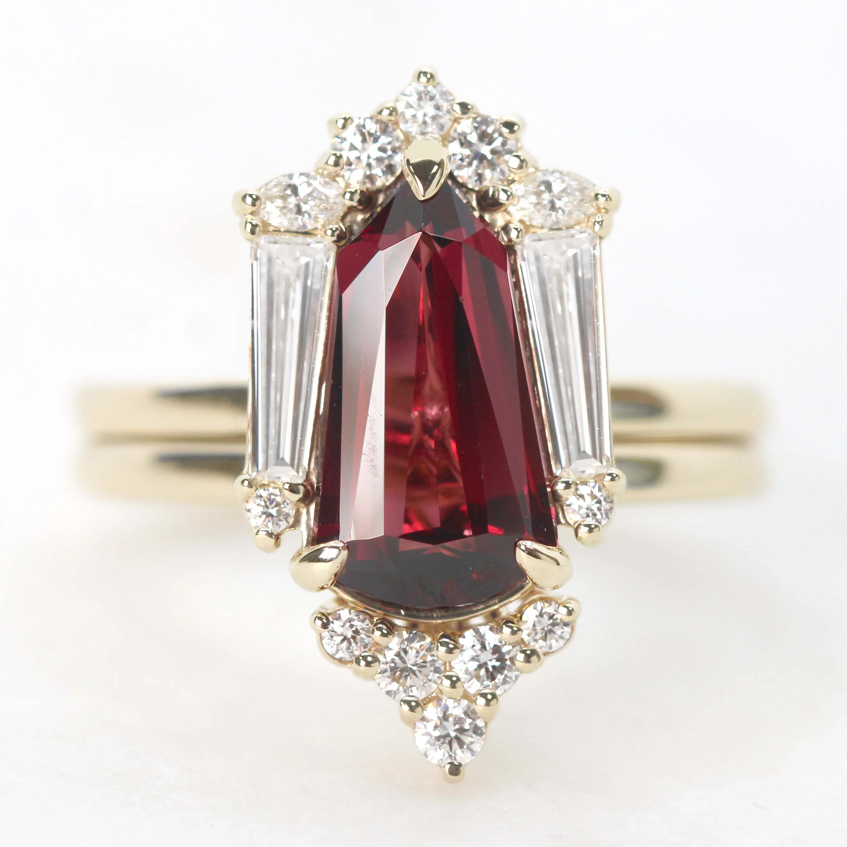 Project: Custom Christine Ring with a 2.5 Carat Shield Cut Garnet and White Accent Diamonds in 14k - Image 3