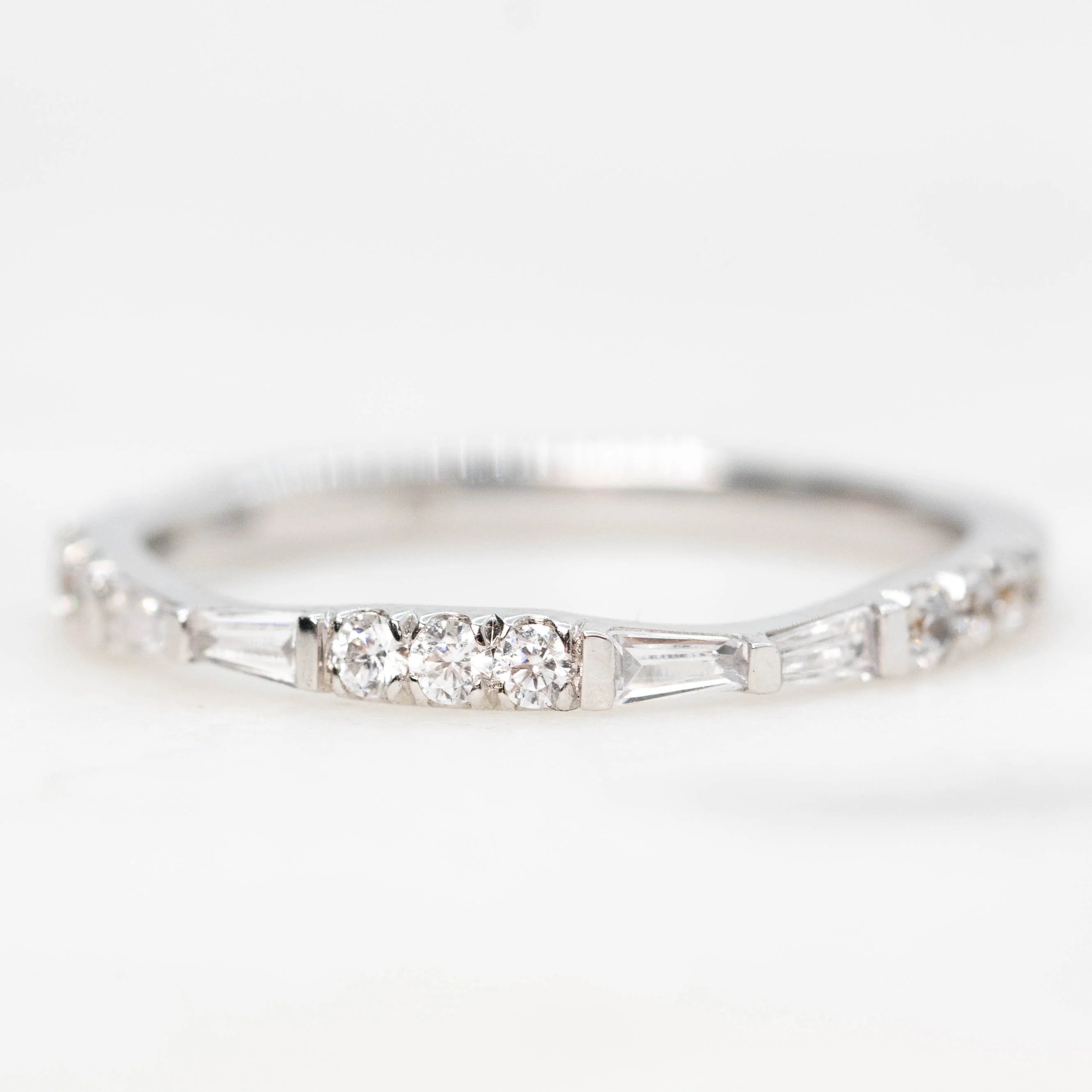 Claudia Band - Image 3