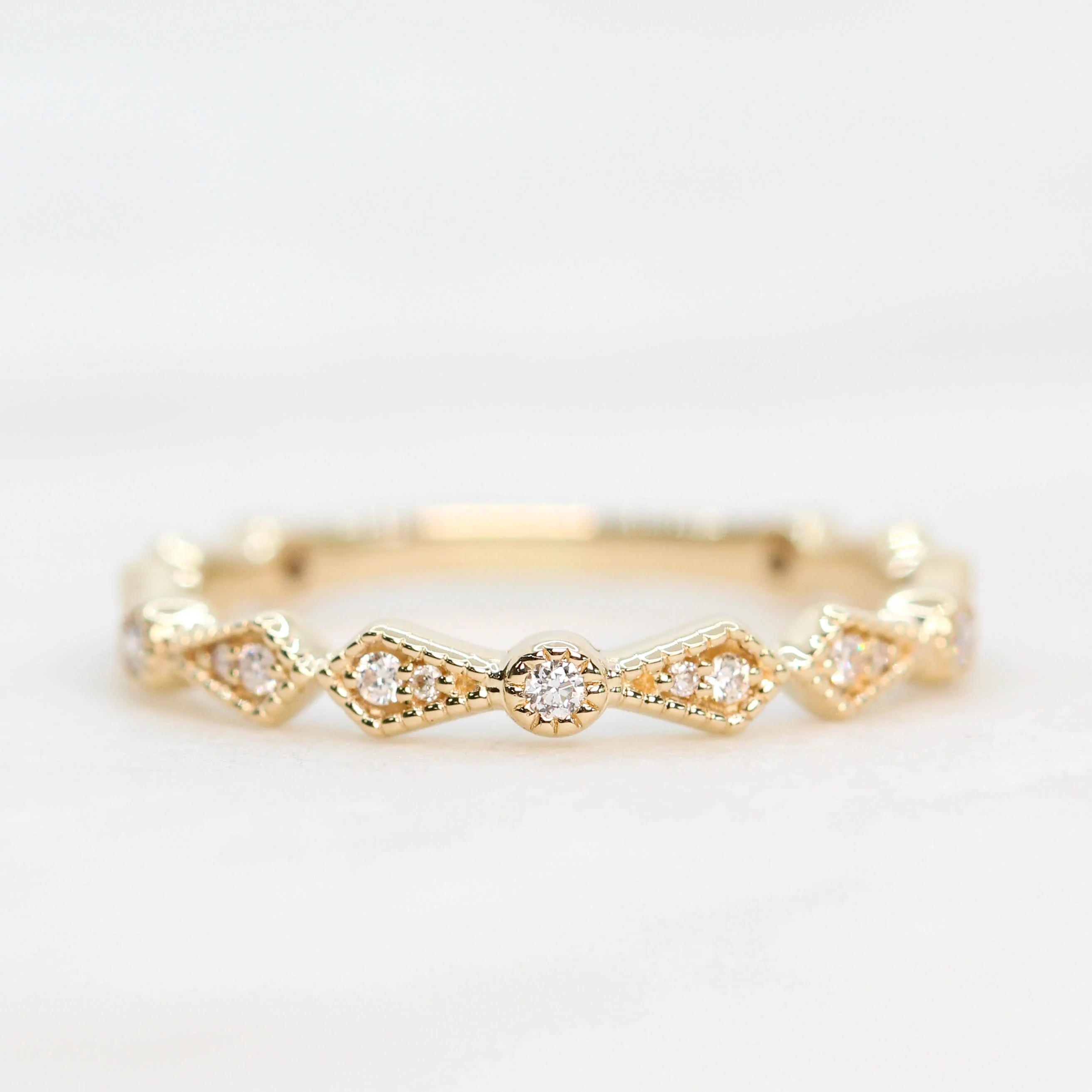 Evelyn Band - Image 7