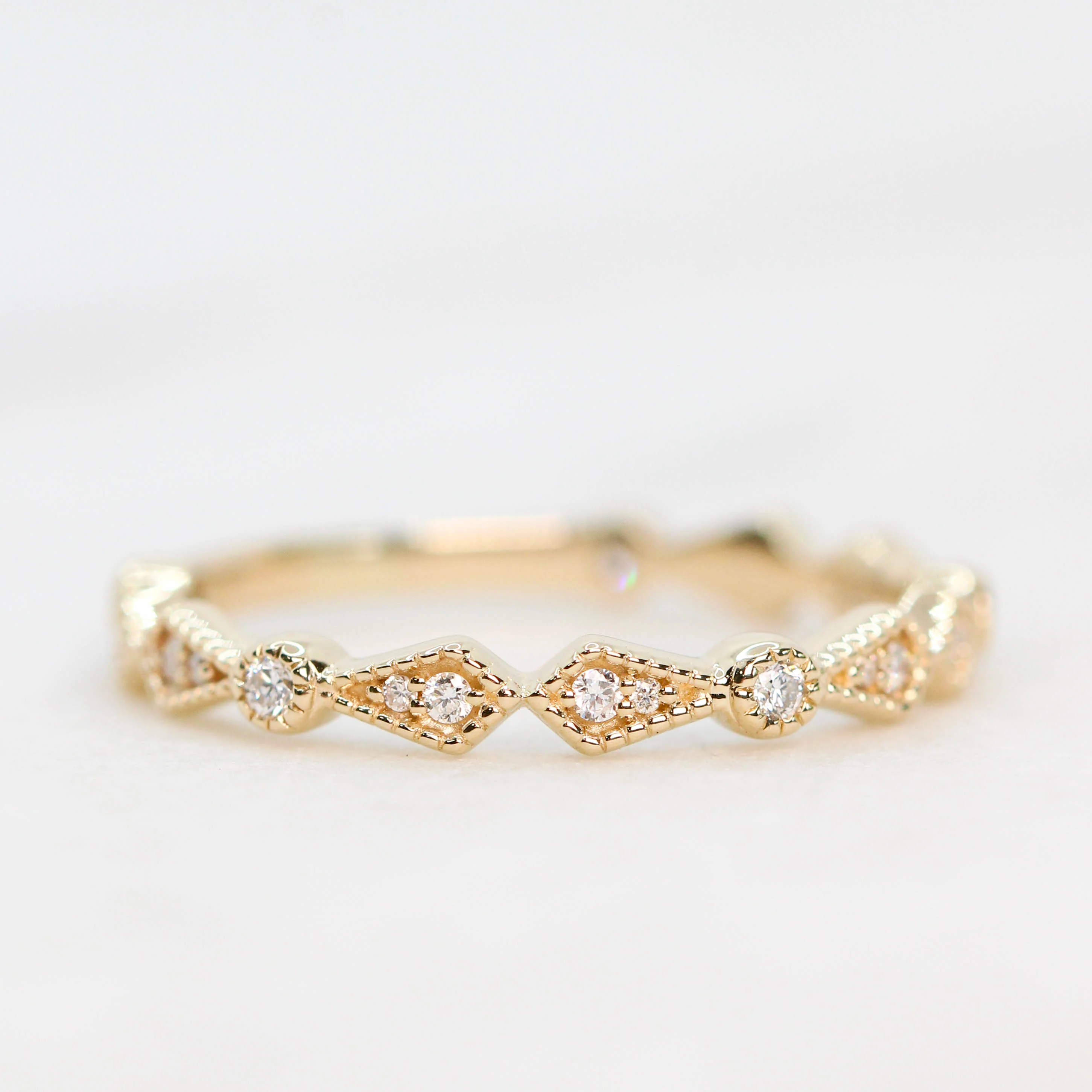 Evelyn Band - Image 8