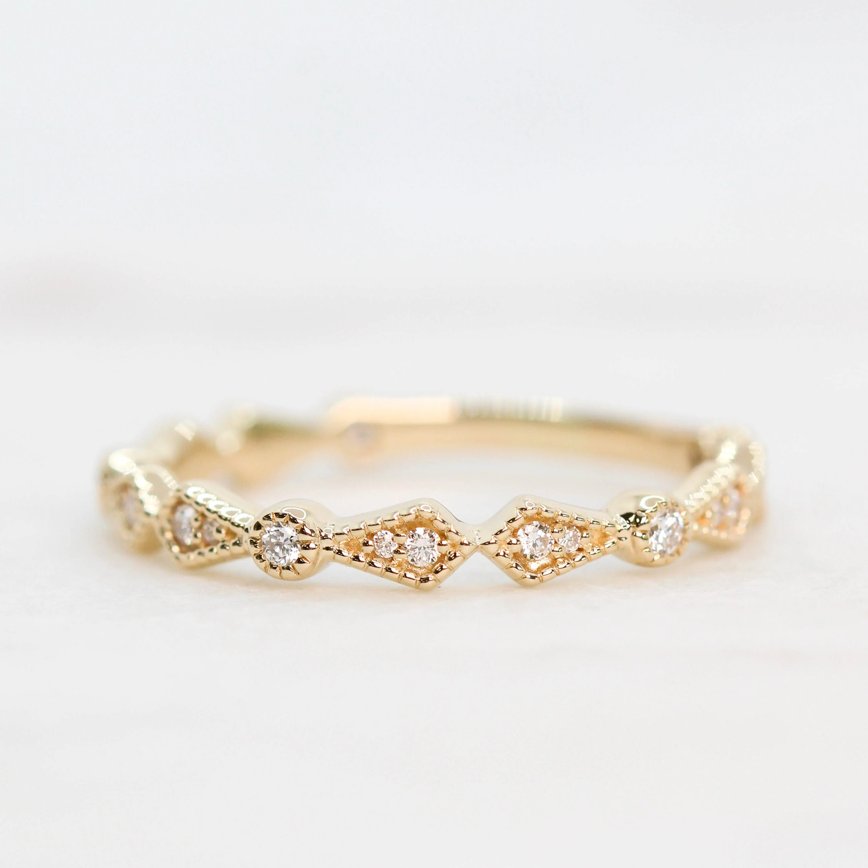 Evelyn Band - Image 9