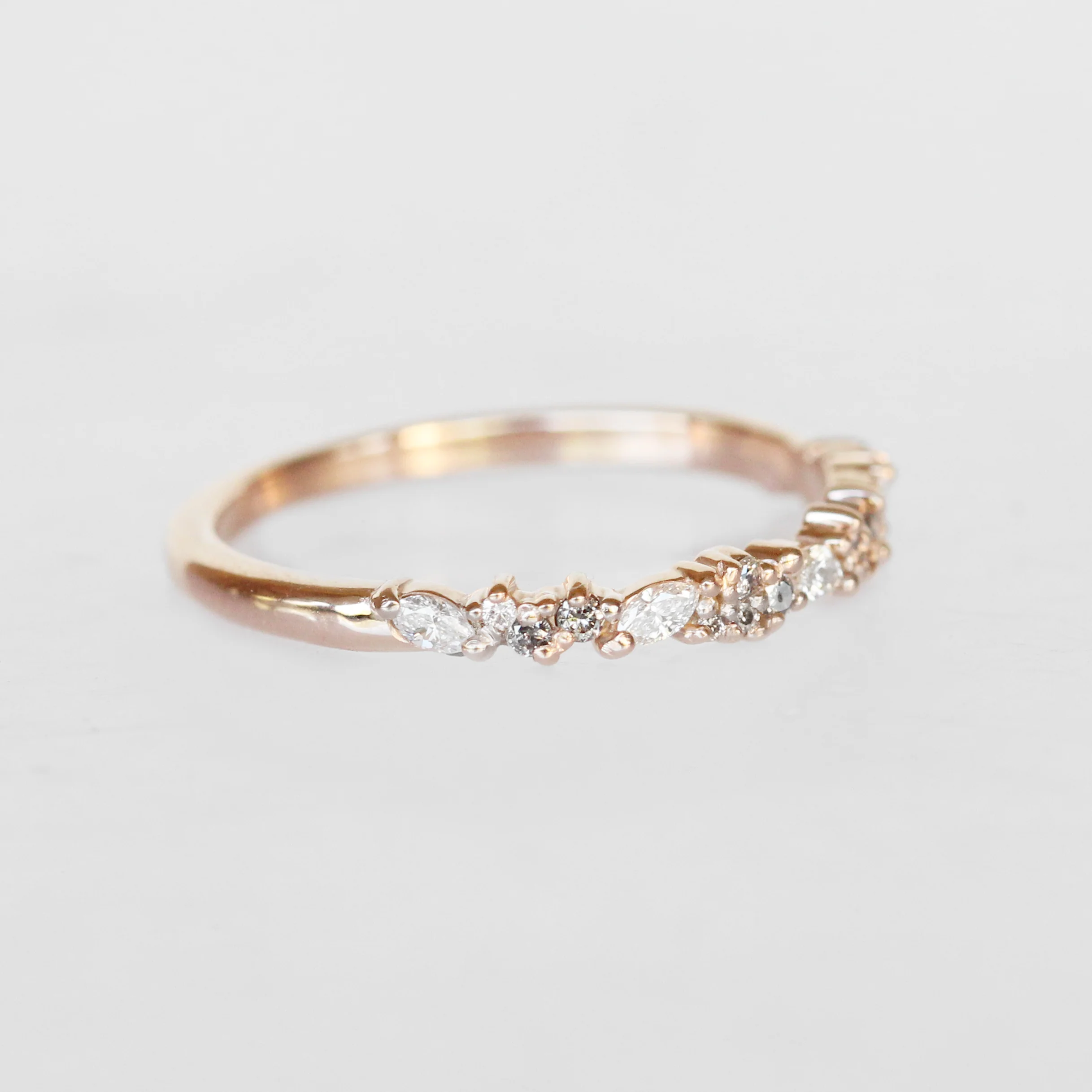 Gennie Band - Image 13