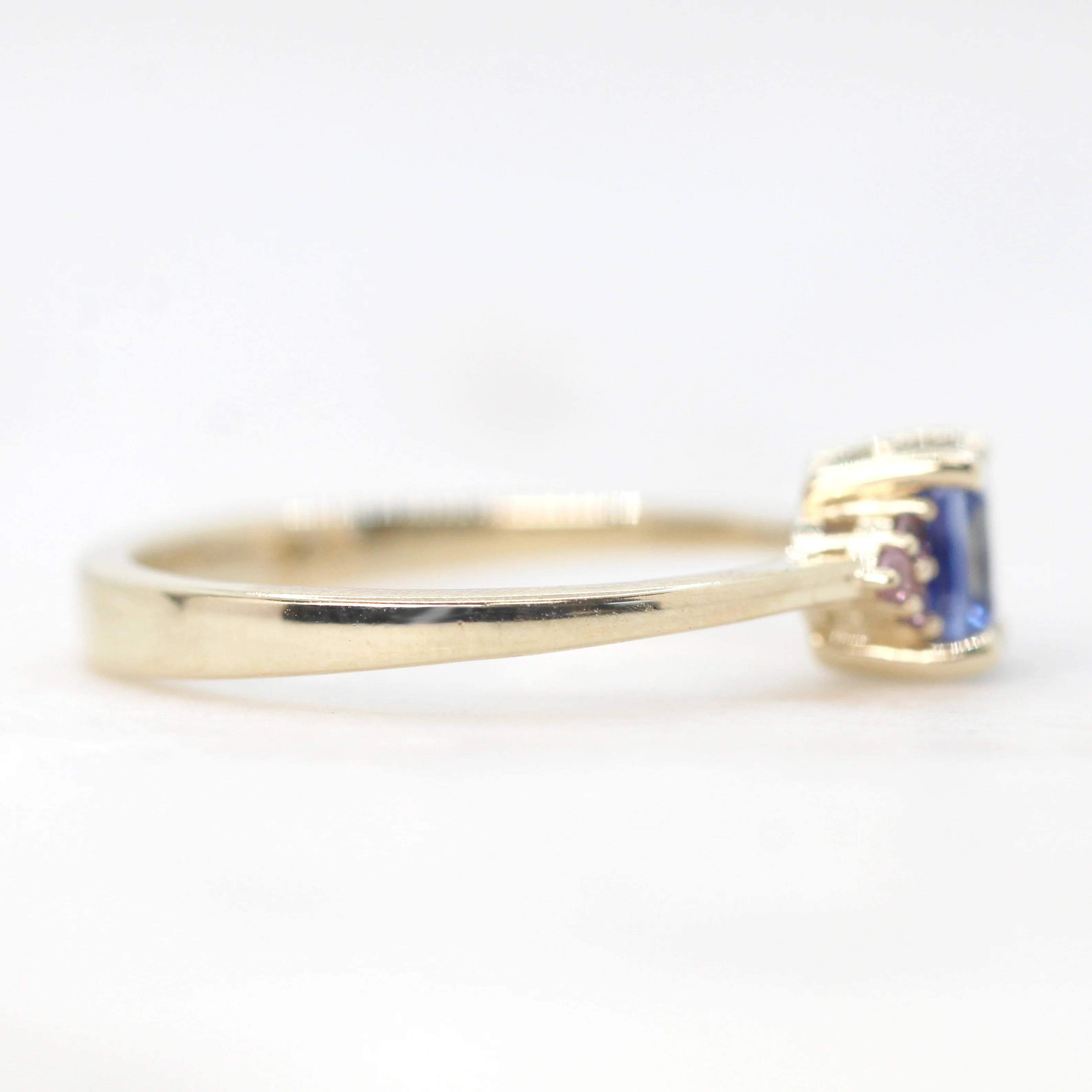 Imogene Ring with a 0.78 Carat Blue Radiant Princess Cut Sapphire and Berry Sapphire Accents in 14k Yellow Gold - Ready to Size and Ship - Image 5